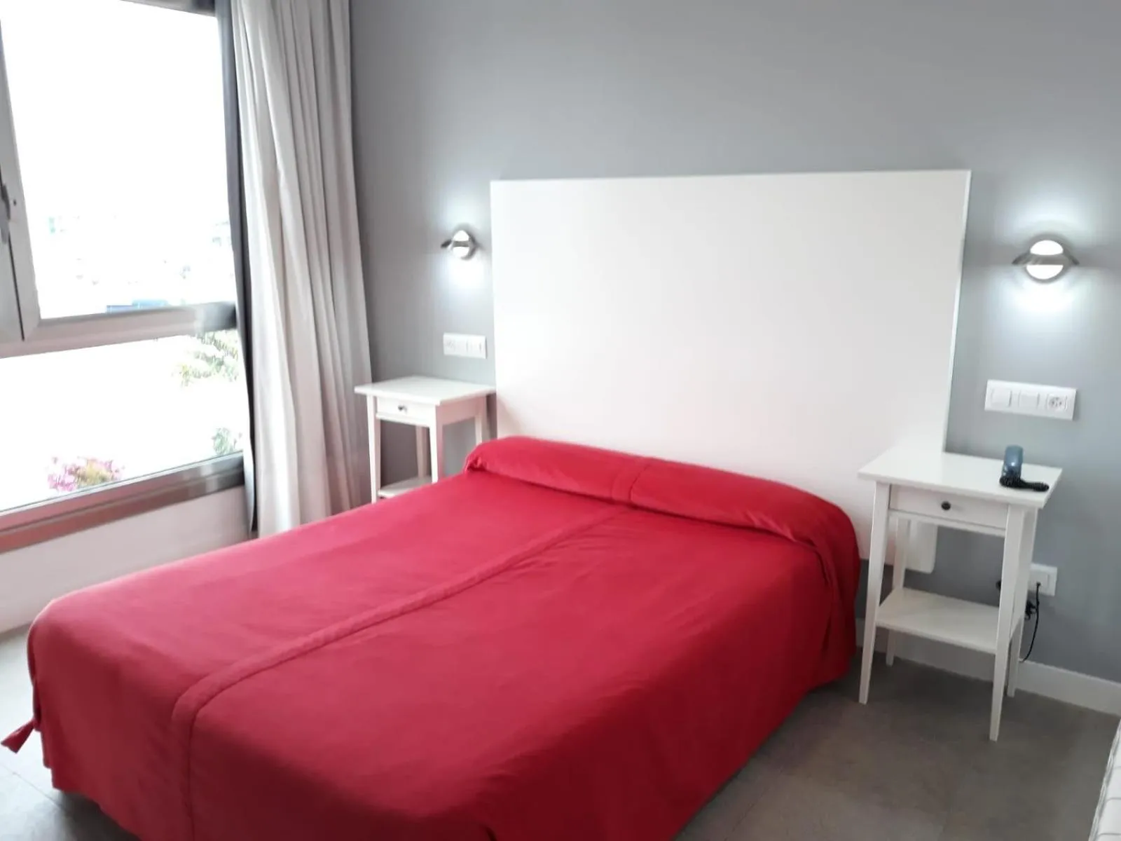 Spring, Bed in Hotel Varadoiro