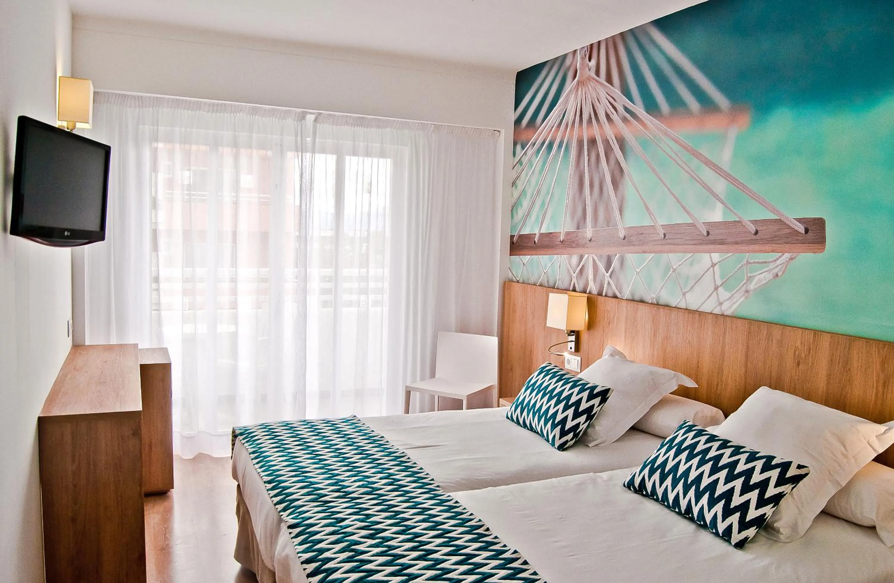 Photo of the whole room, Bed in BQ Sarah -Adults Only