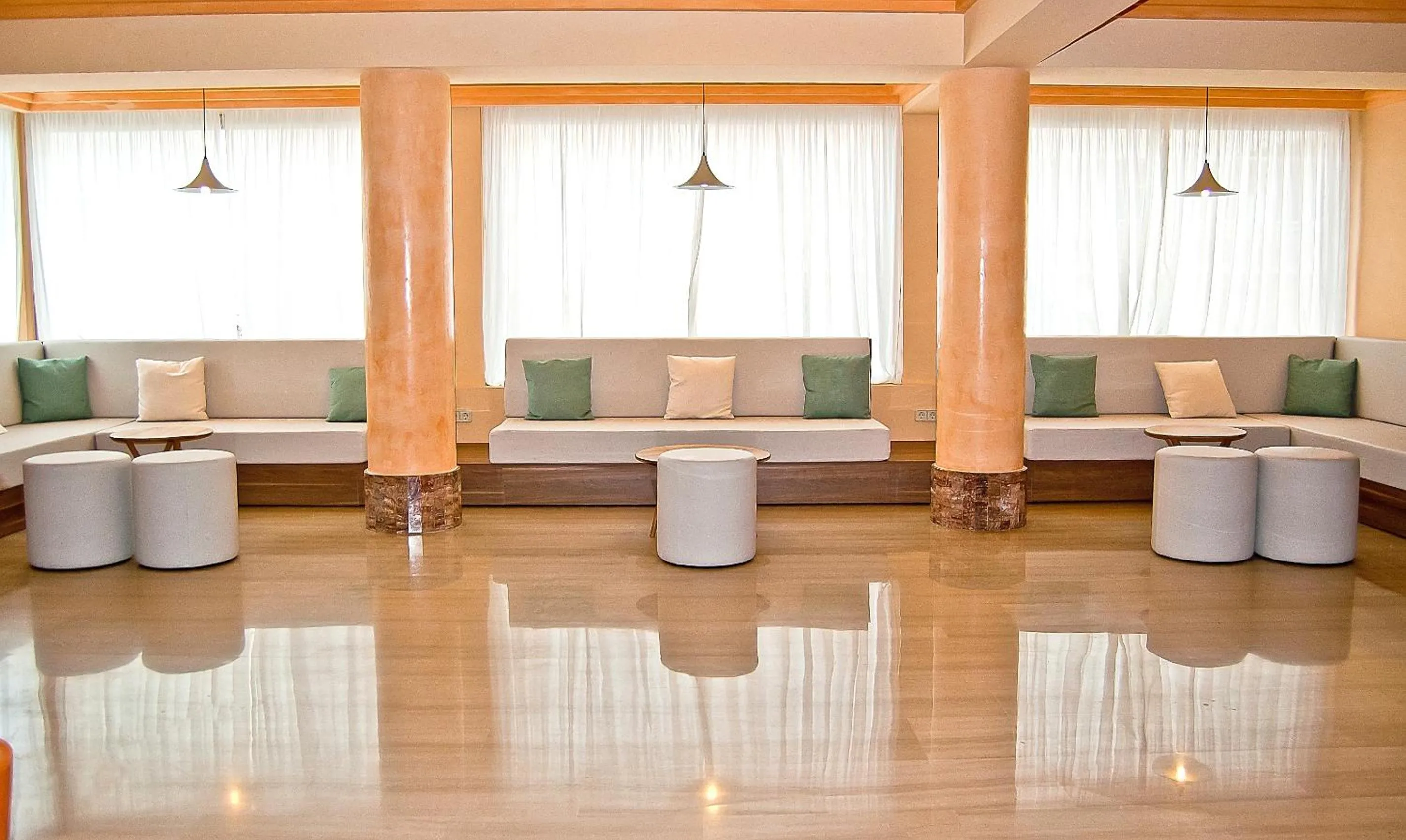 Lobby or reception in BQ Sarah -Adults Only