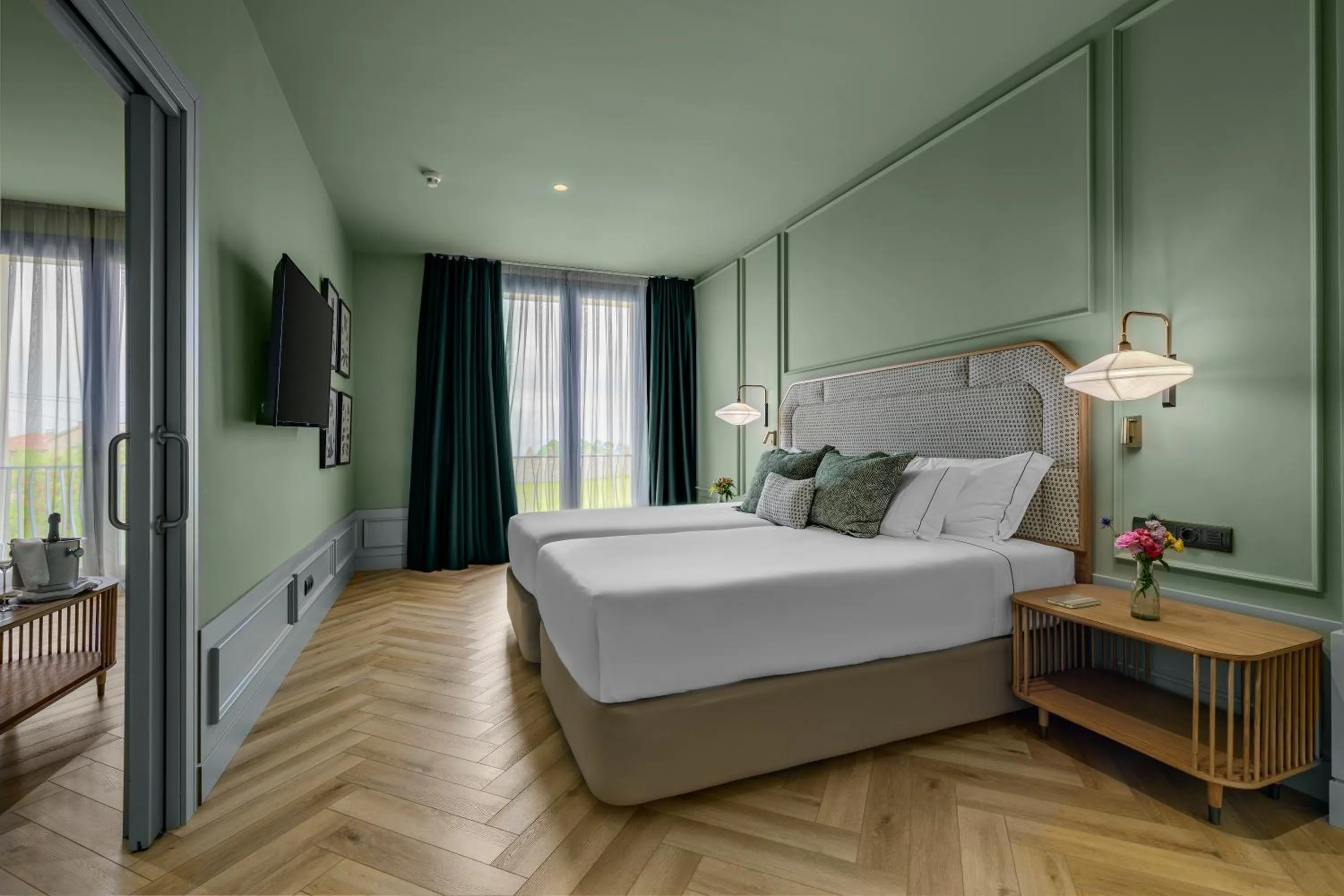 Bed in CoolRooms Palacio de Luces