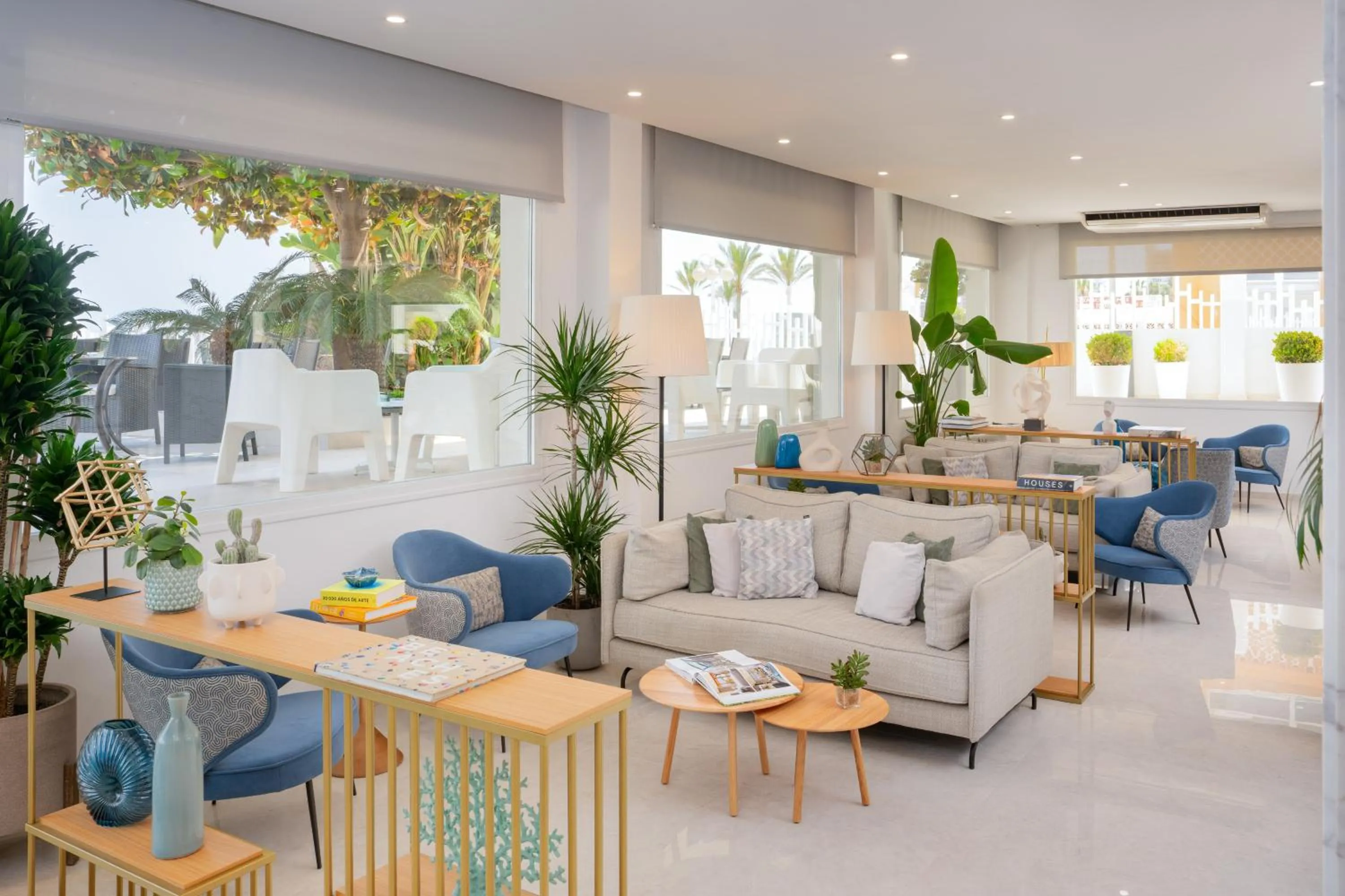 Restaurant/places to eat in Hotel Las Arenas, Affiliated by Melia