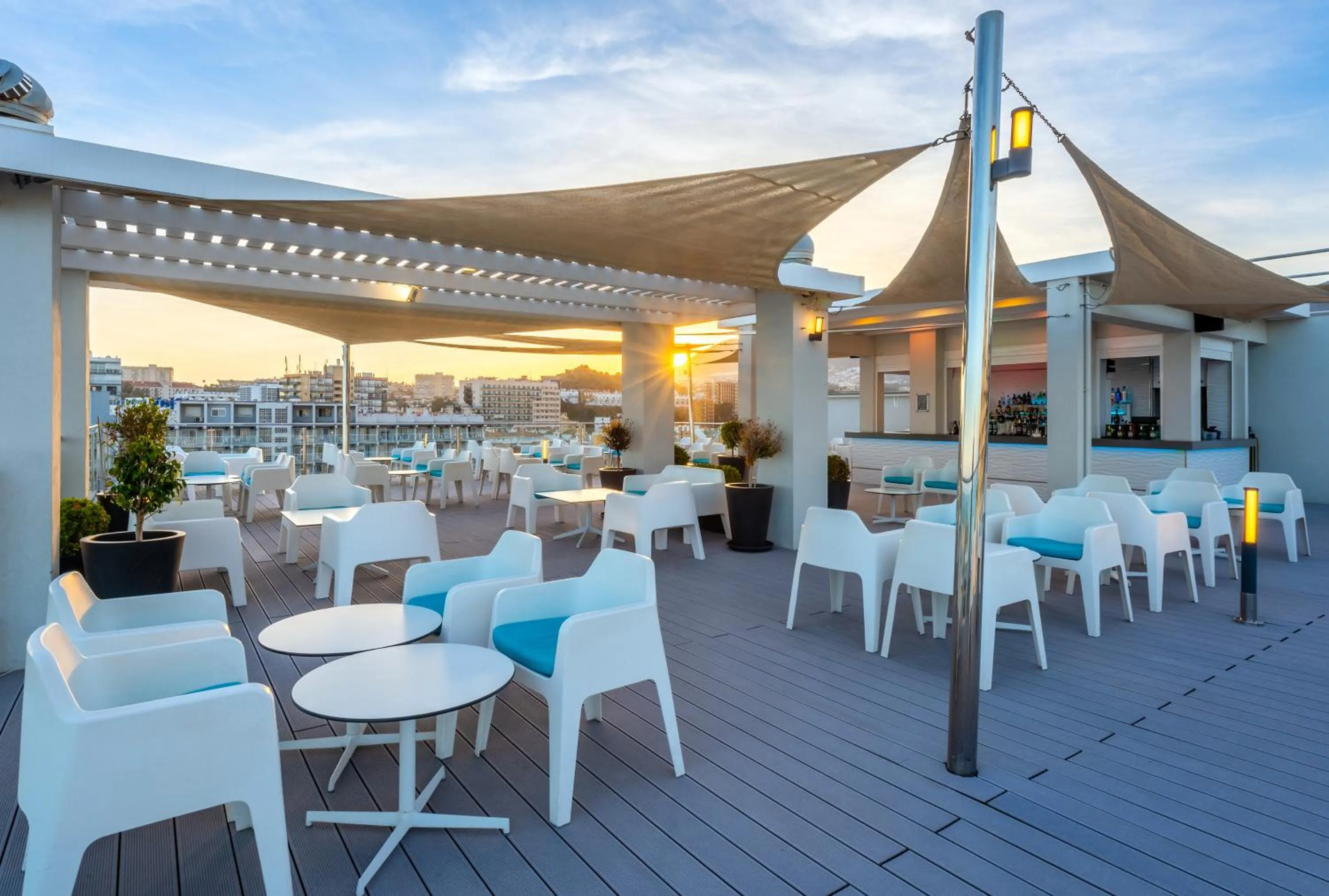 Balcony/Terrace in Hotel Las Arenas, Affiliated by Melia