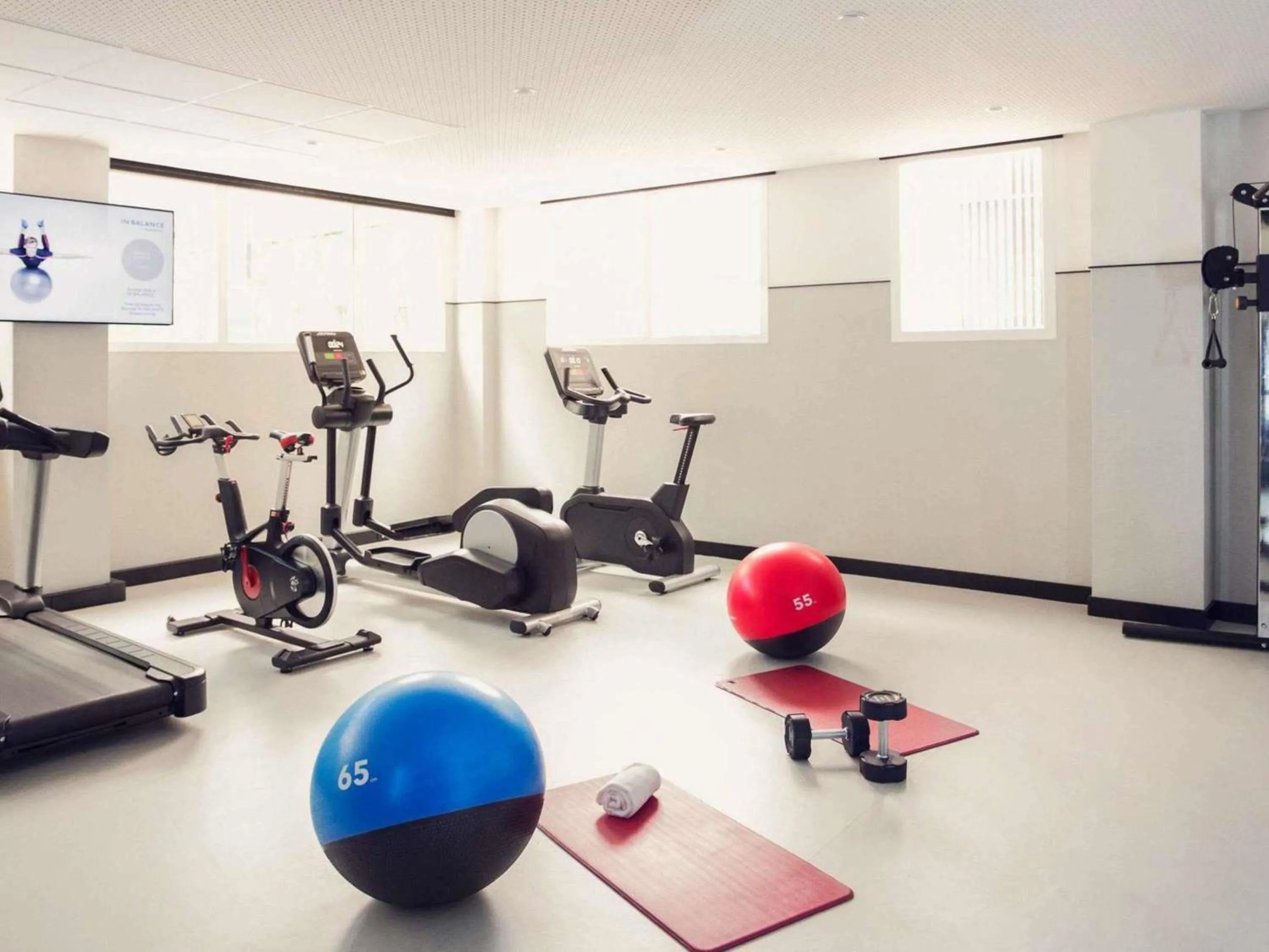 Property building in Pullman Madrid Airport & Feria