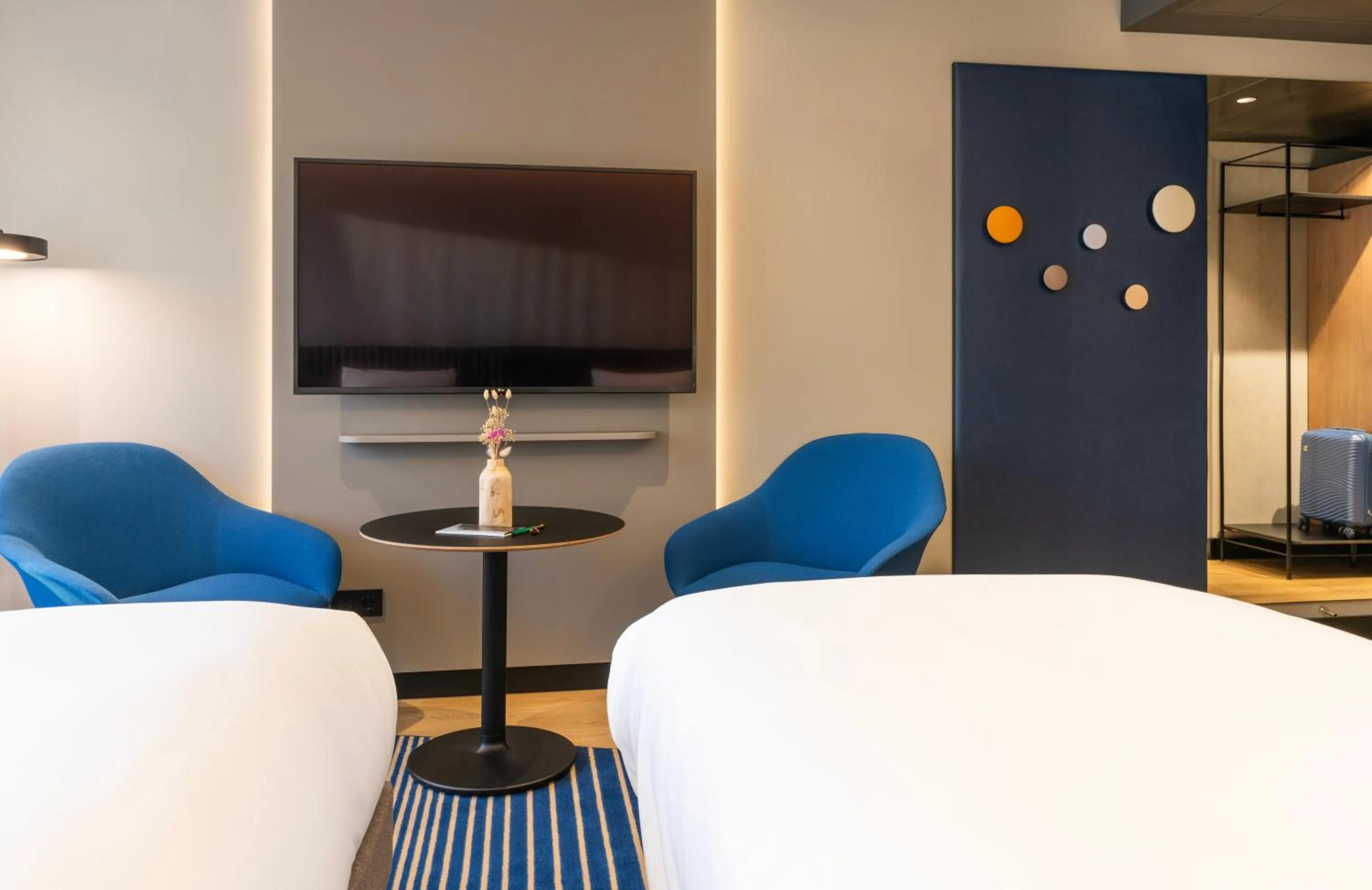 Bedroom, Bed in Pullman Madrid Airport & Feria