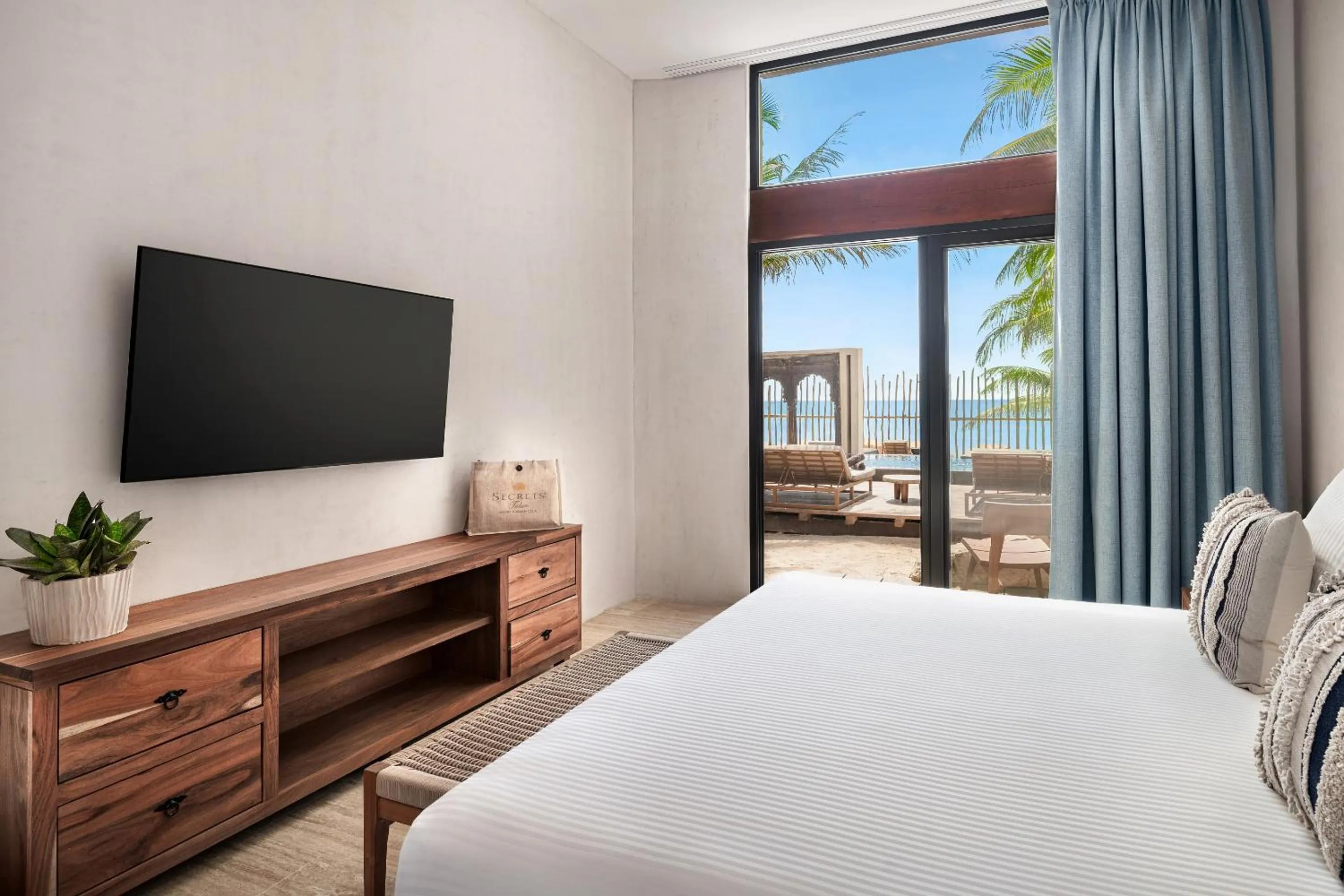 Photo of the whole room, Bed in Secrets Tulum Resort & Beach Club - Adults Only - All Inclusive