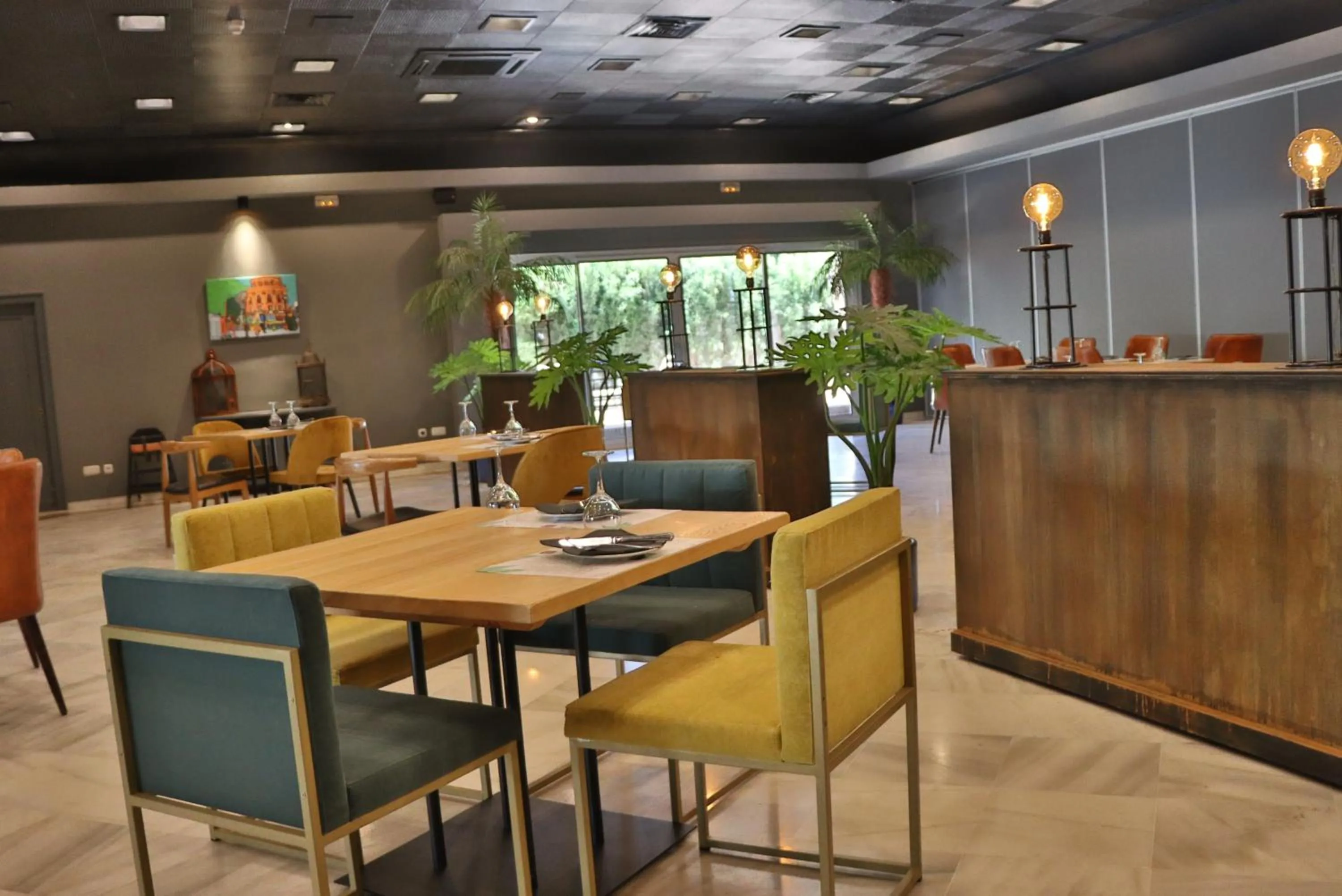 Restaurant/places to eat in Hotel Jerez & Spa