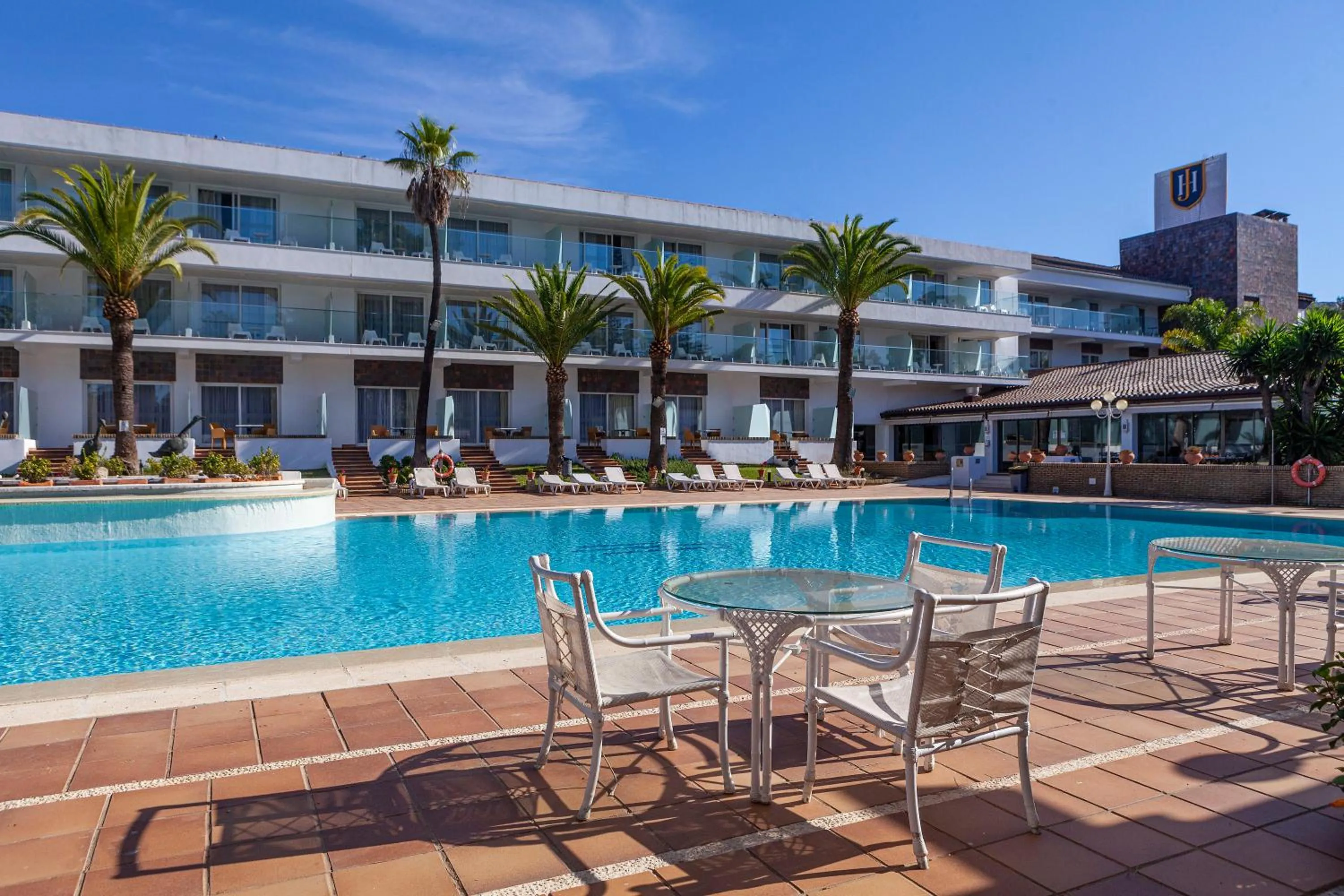 Swimming pool in Hotel Jerez & Spa
