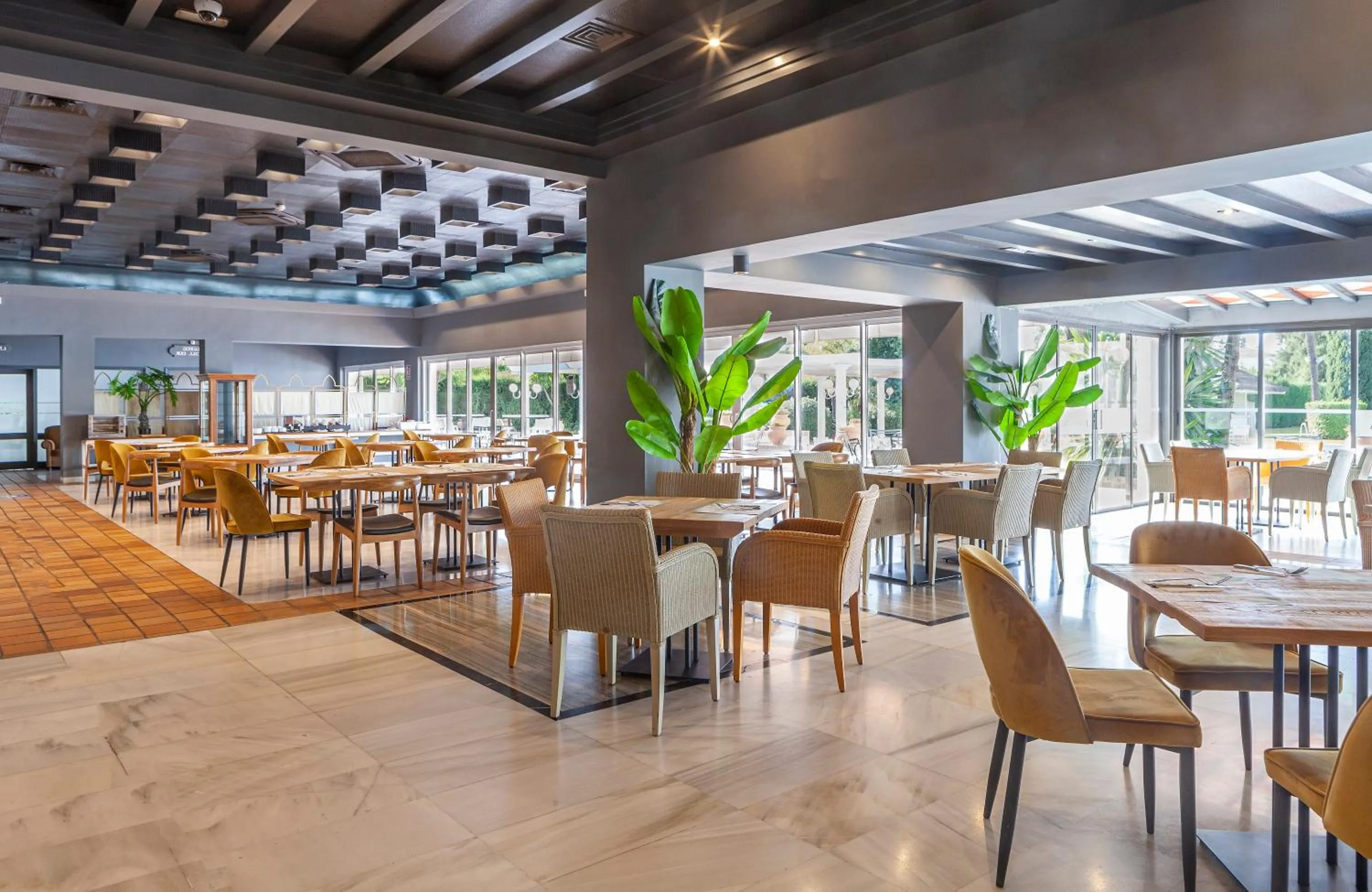 Breakfast in Hotel Jerez & Spa