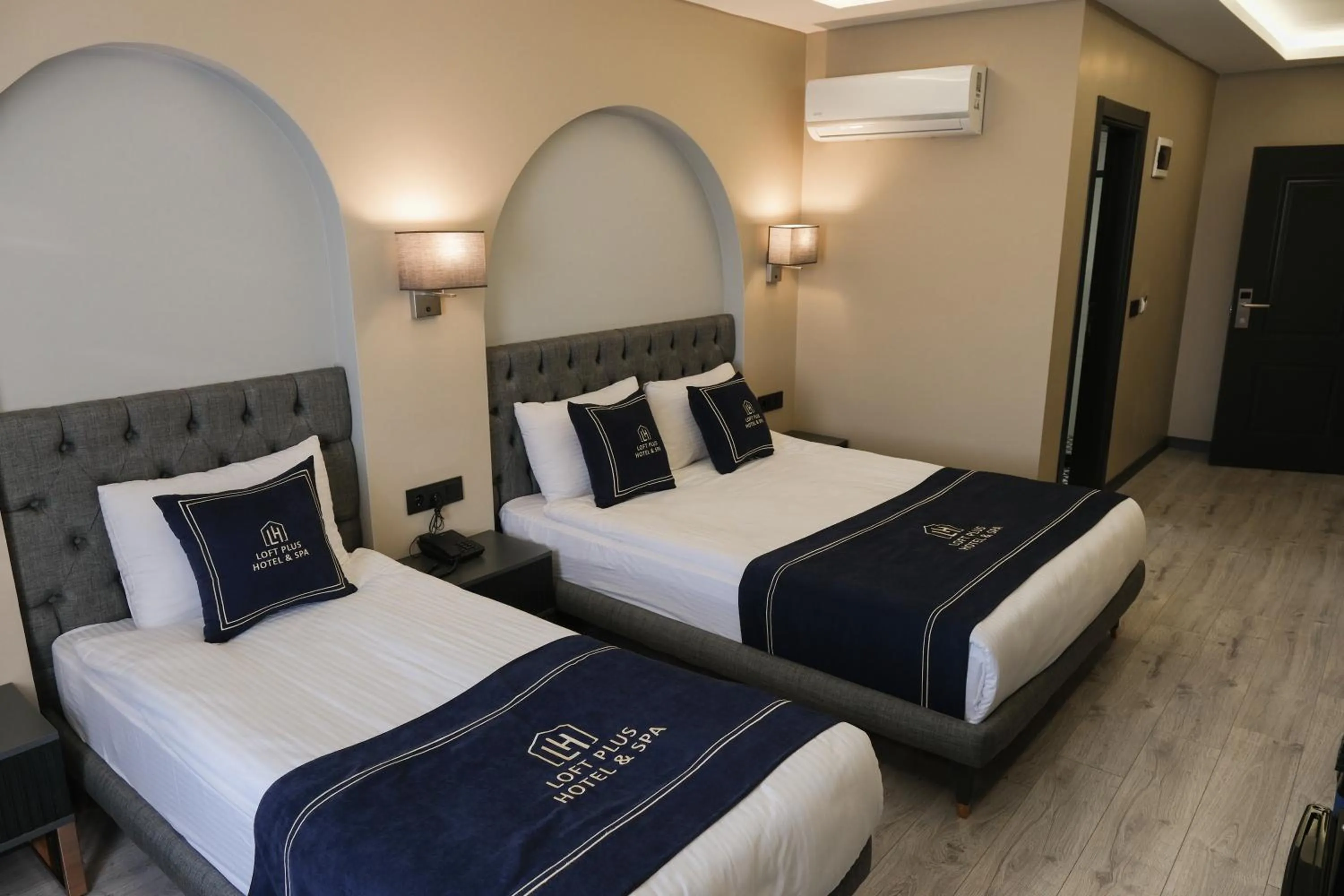 Massage, Bed in Plus Hotel & Private Transportation İstanbul Airport-By Loft