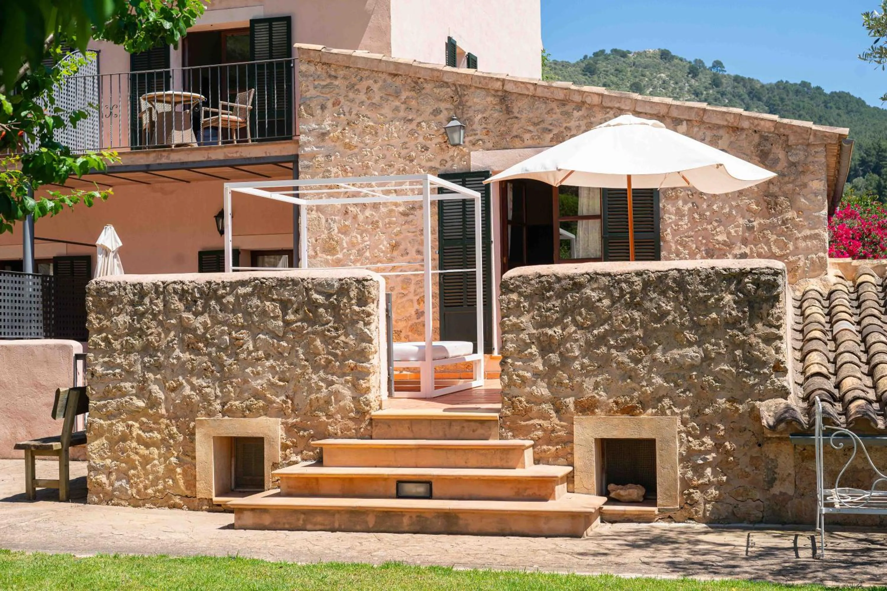 Garden in Hotel Rural S'Olivaret & Spa