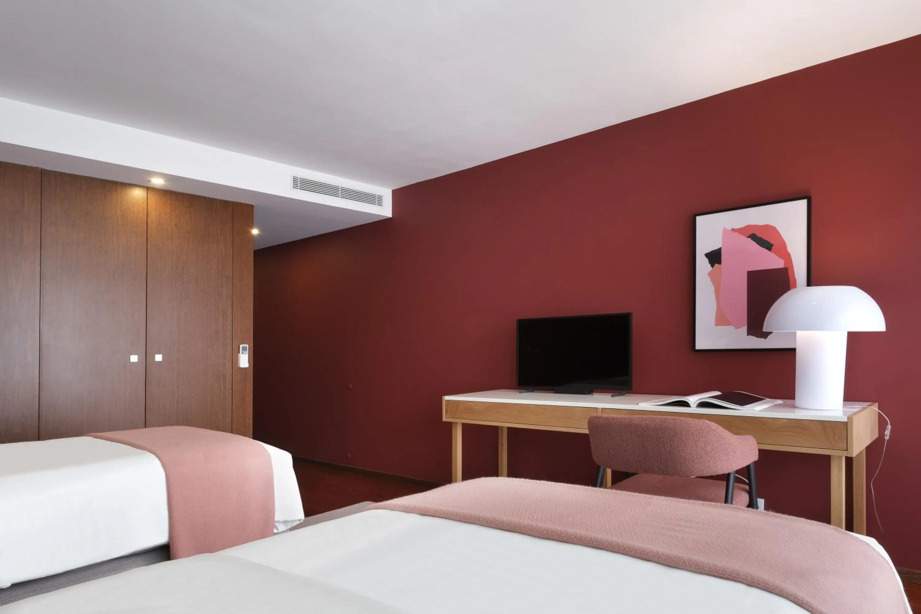 Bed in Nº150 Apartment Triplex with Suites and Terrace