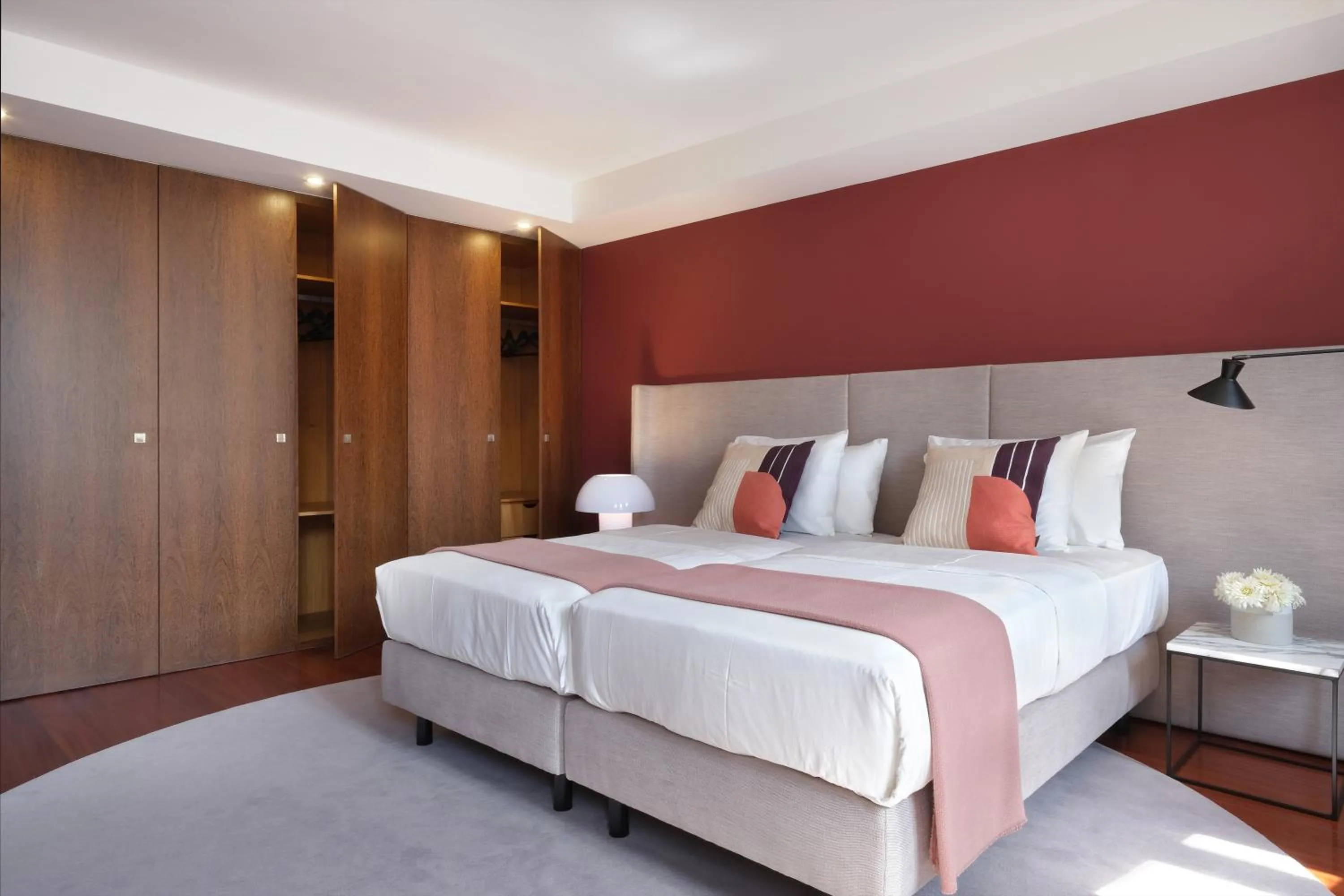 Bed in Nº150 Apartment Triplex with Suites and Terrace