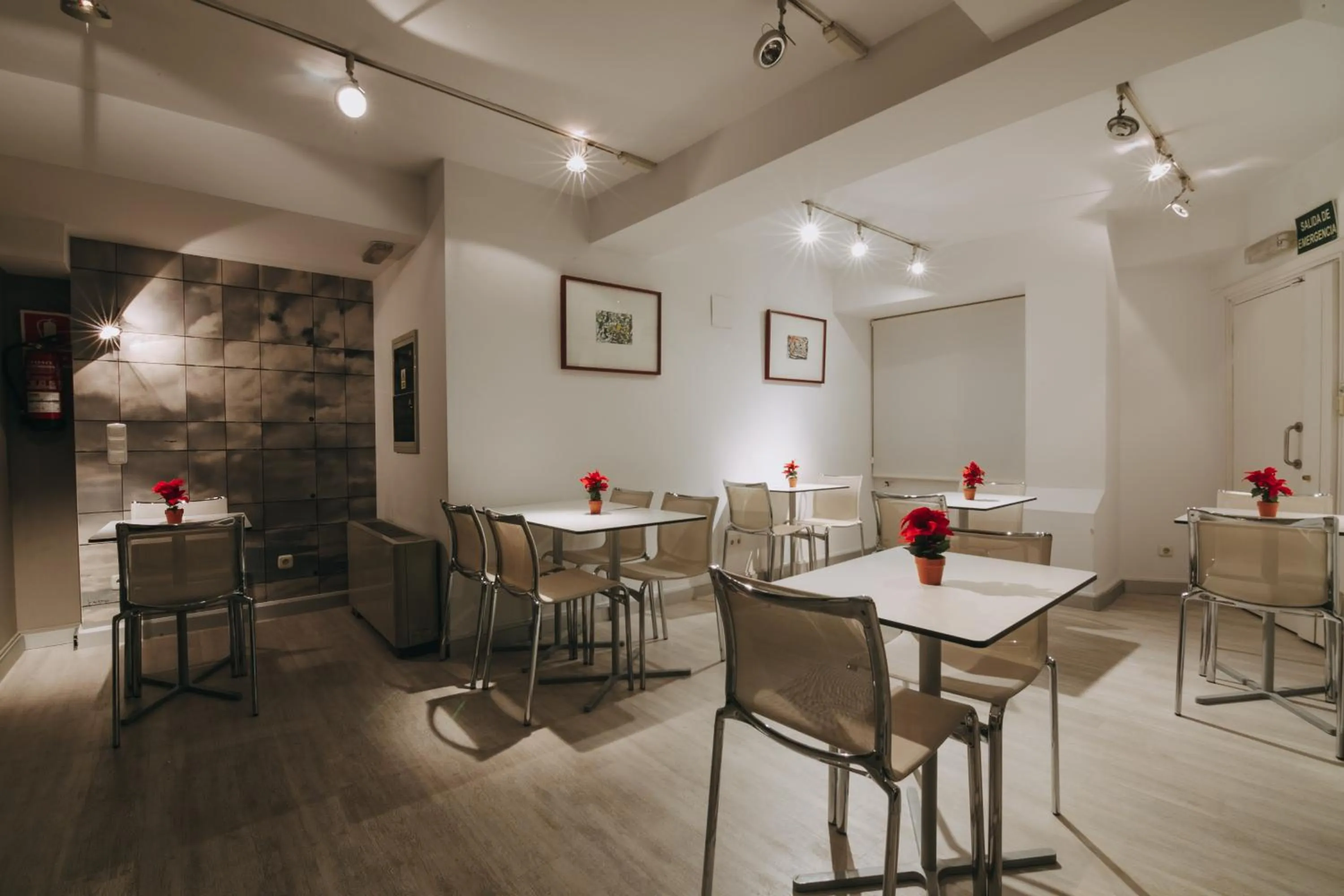 Dining area in Hotel Zaragoza Plaza