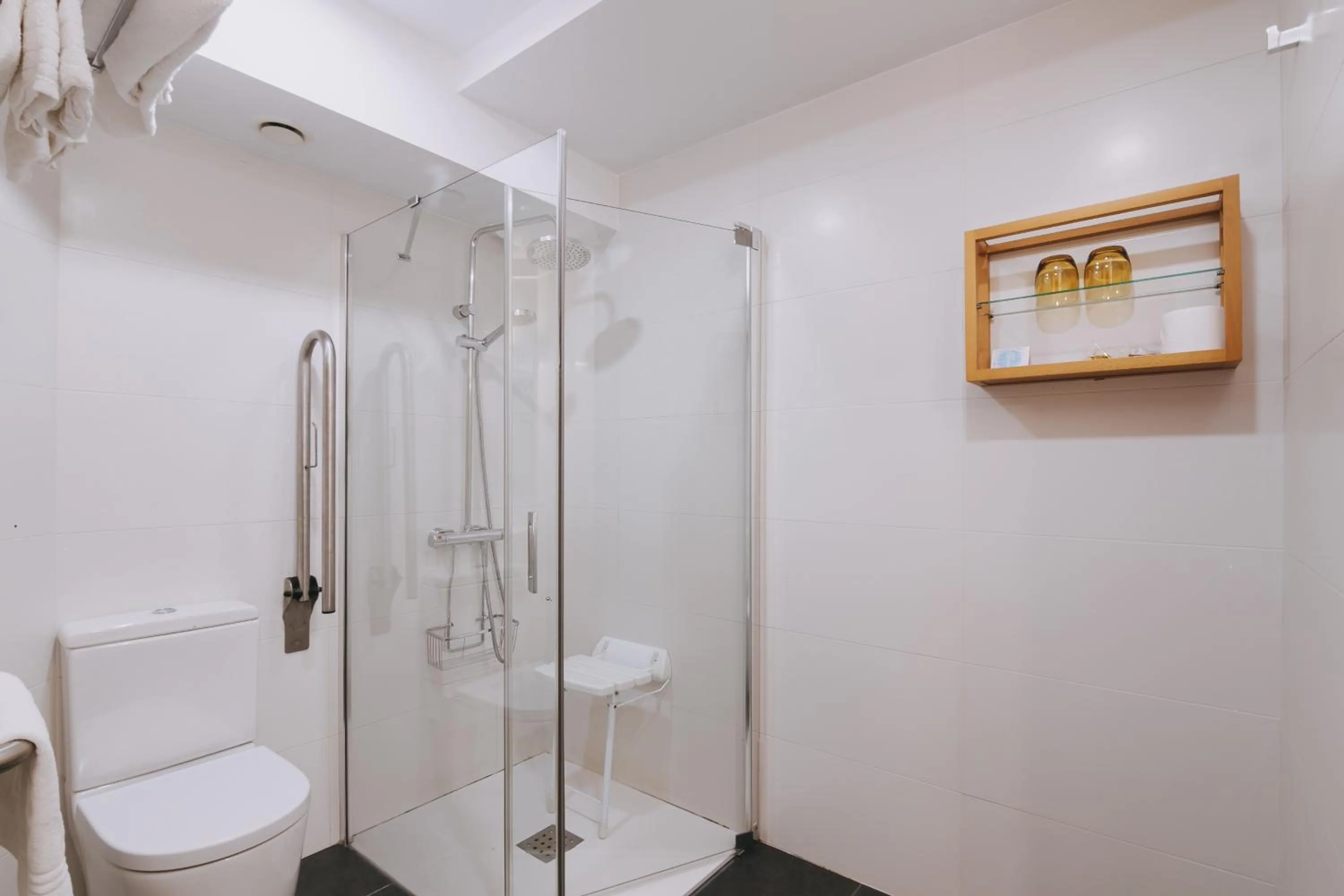 Bathroom in Hotel Zaragoza Plaza