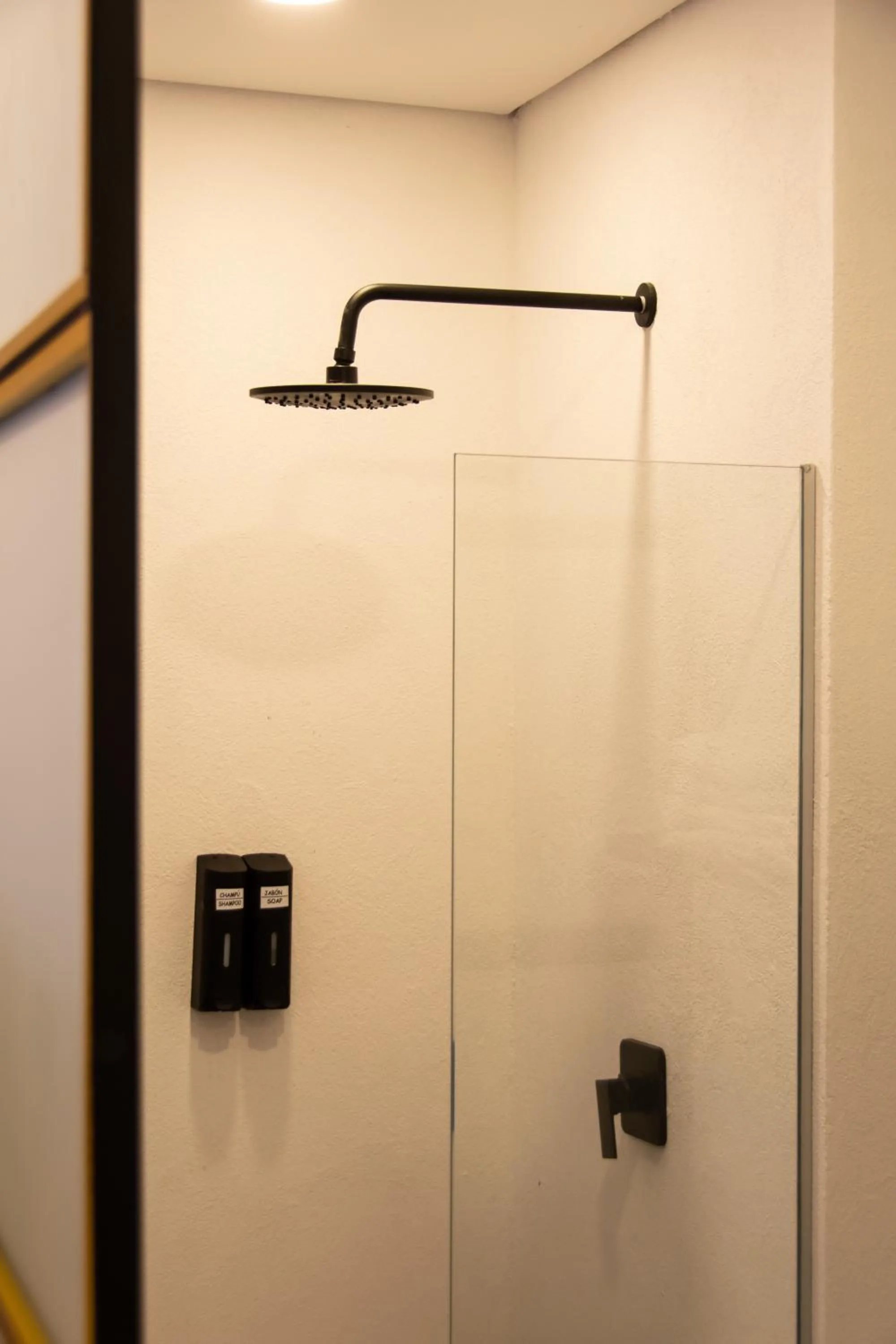 Bathroom in OASIS TROPICAL HOTEL