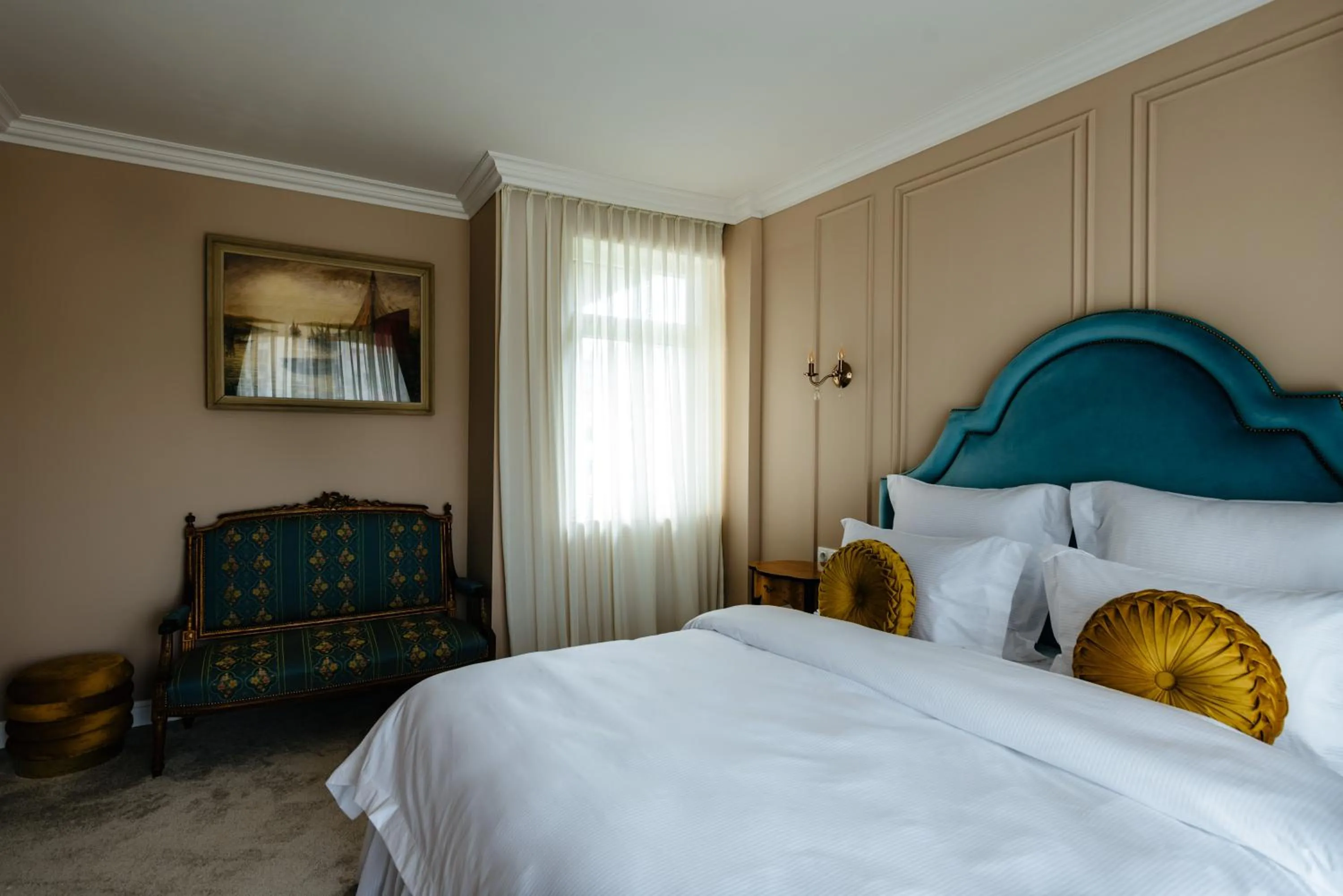 Bedroom, Bed in Ateneea Luxury Rooms