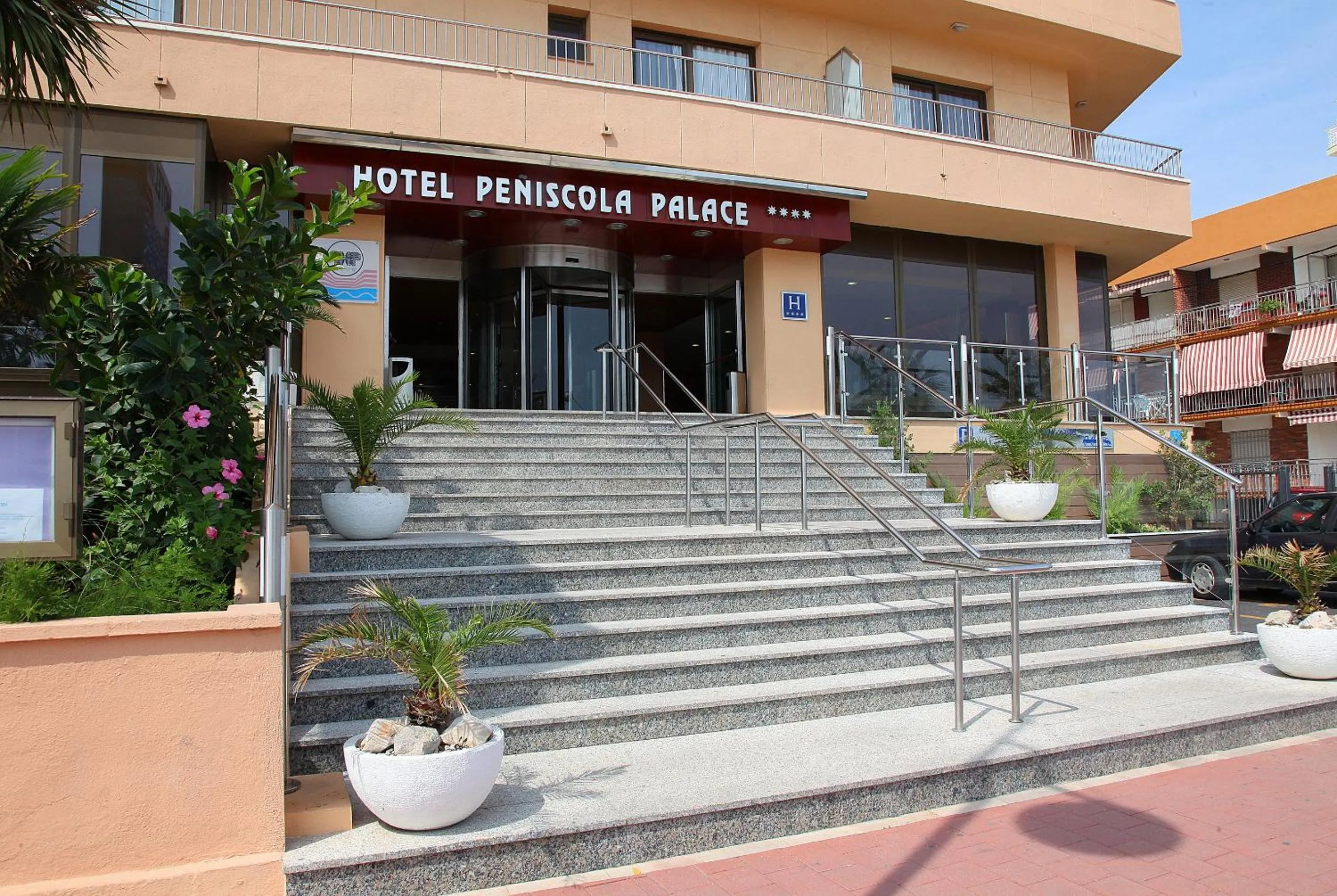 Facade/entrance in Hotel Peñiscola Palace