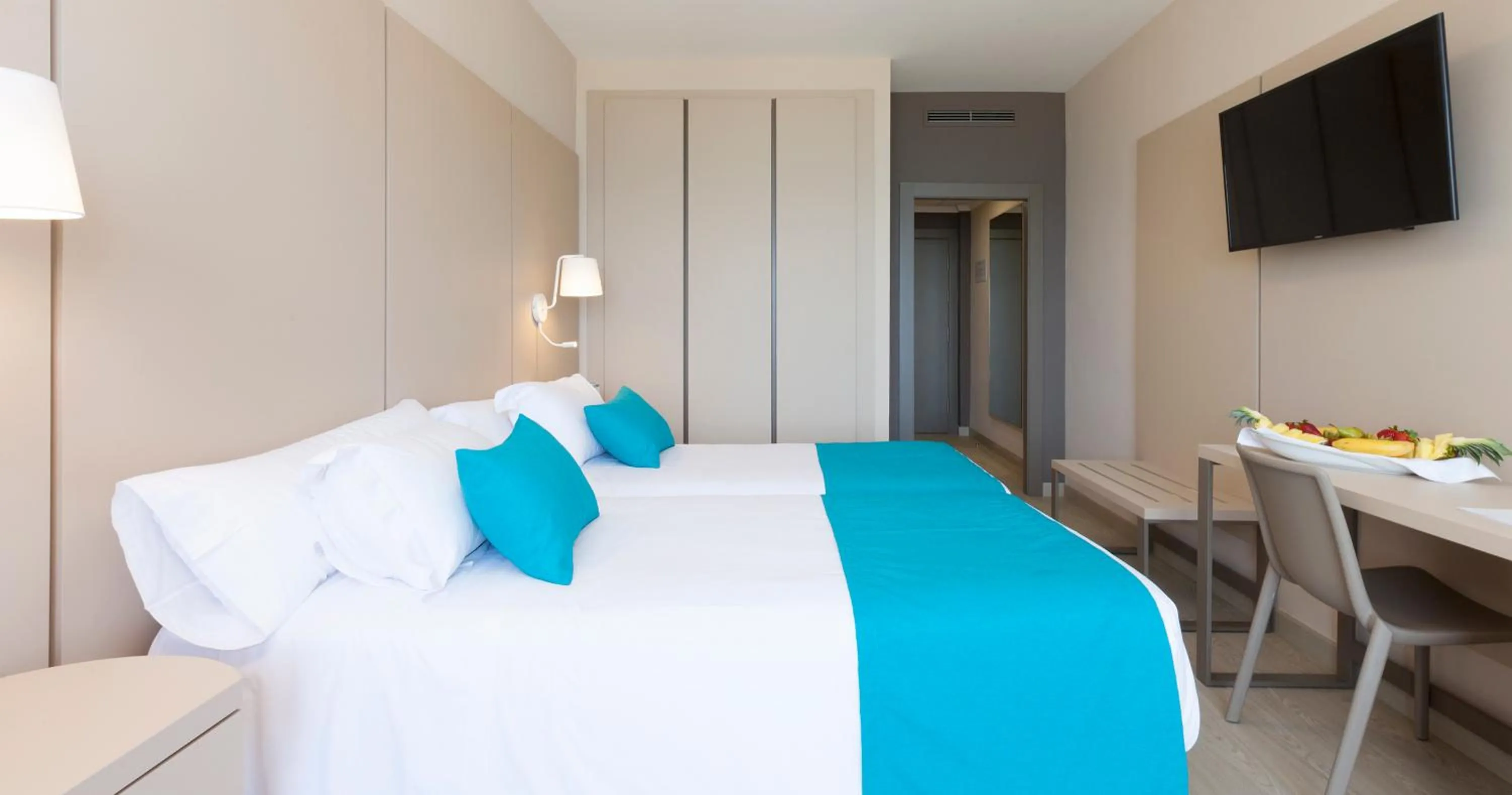 Bed in Hotel Peñiscola Palace