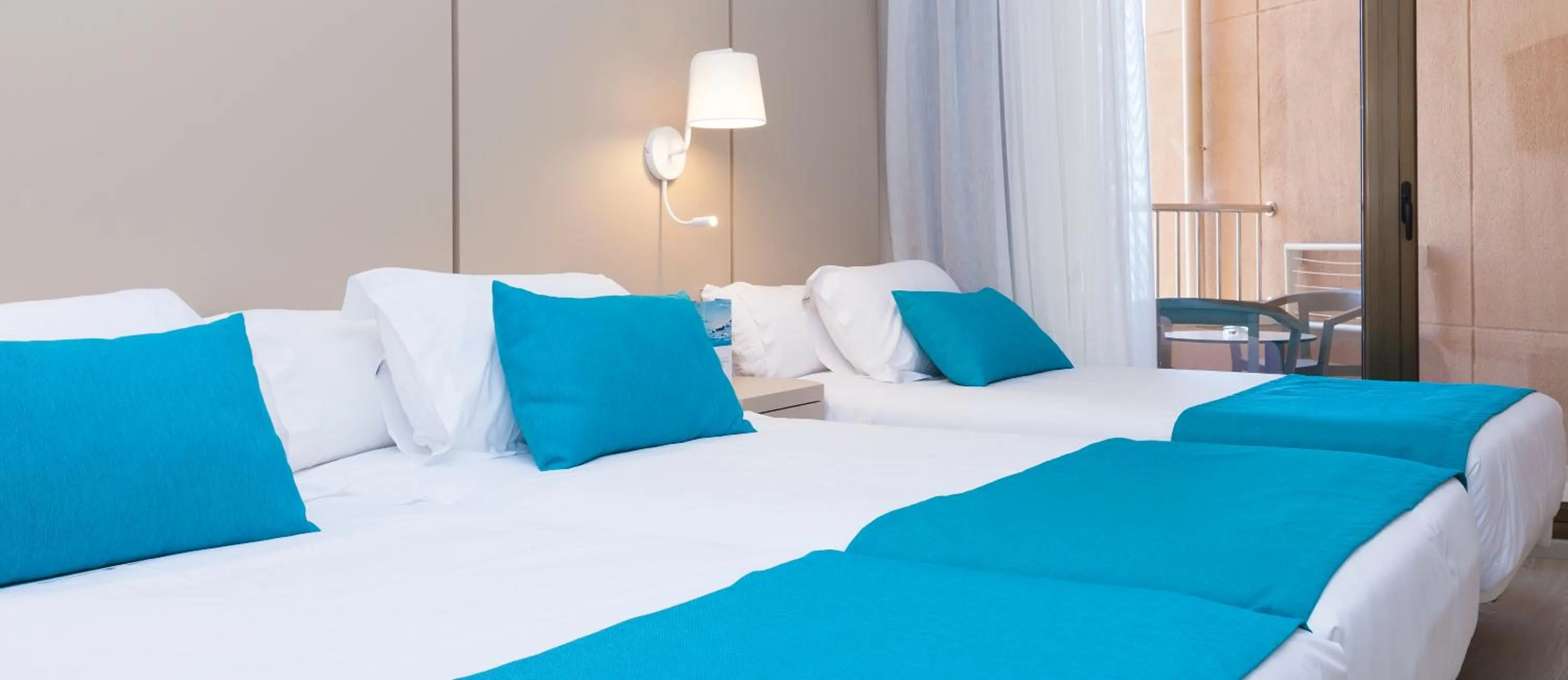 Bed in Hotel Peñiscola Palace