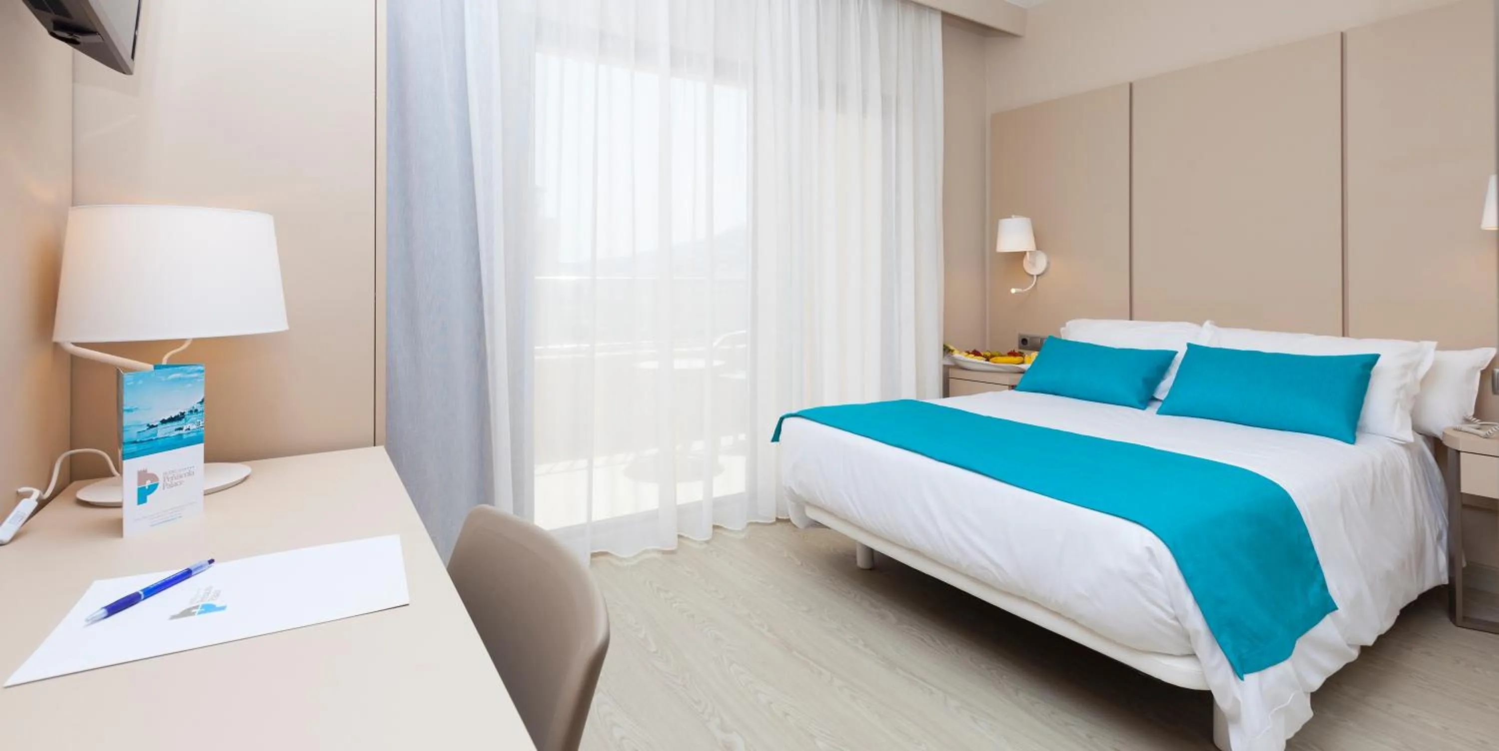 Bed in Hotel Peñiscola Palace