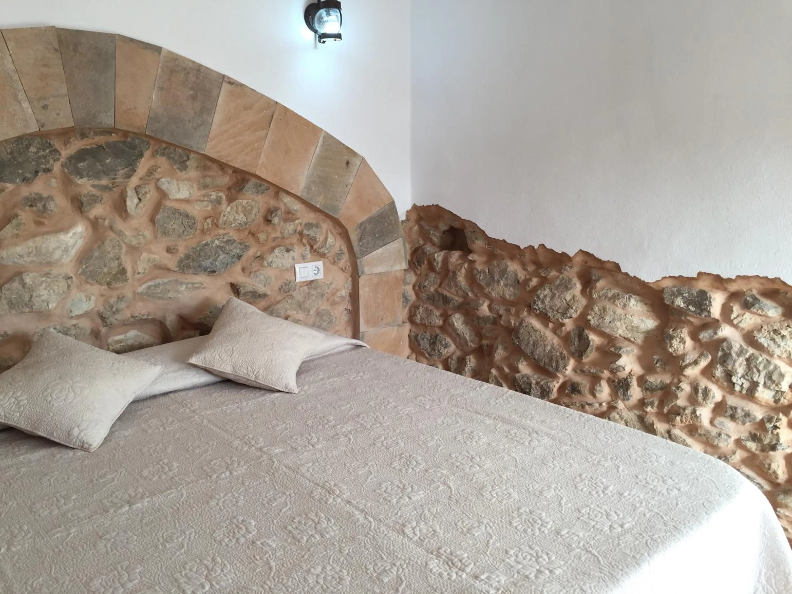 Bed in Agroturisme Es Picot