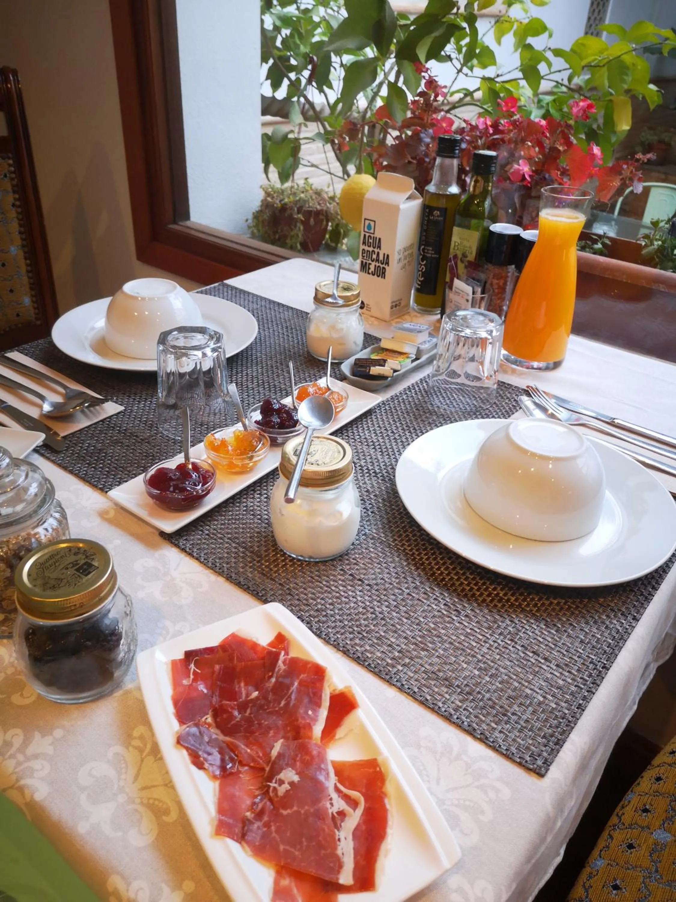 Breakfast in La Llave de la Judería Hotel Boutique
