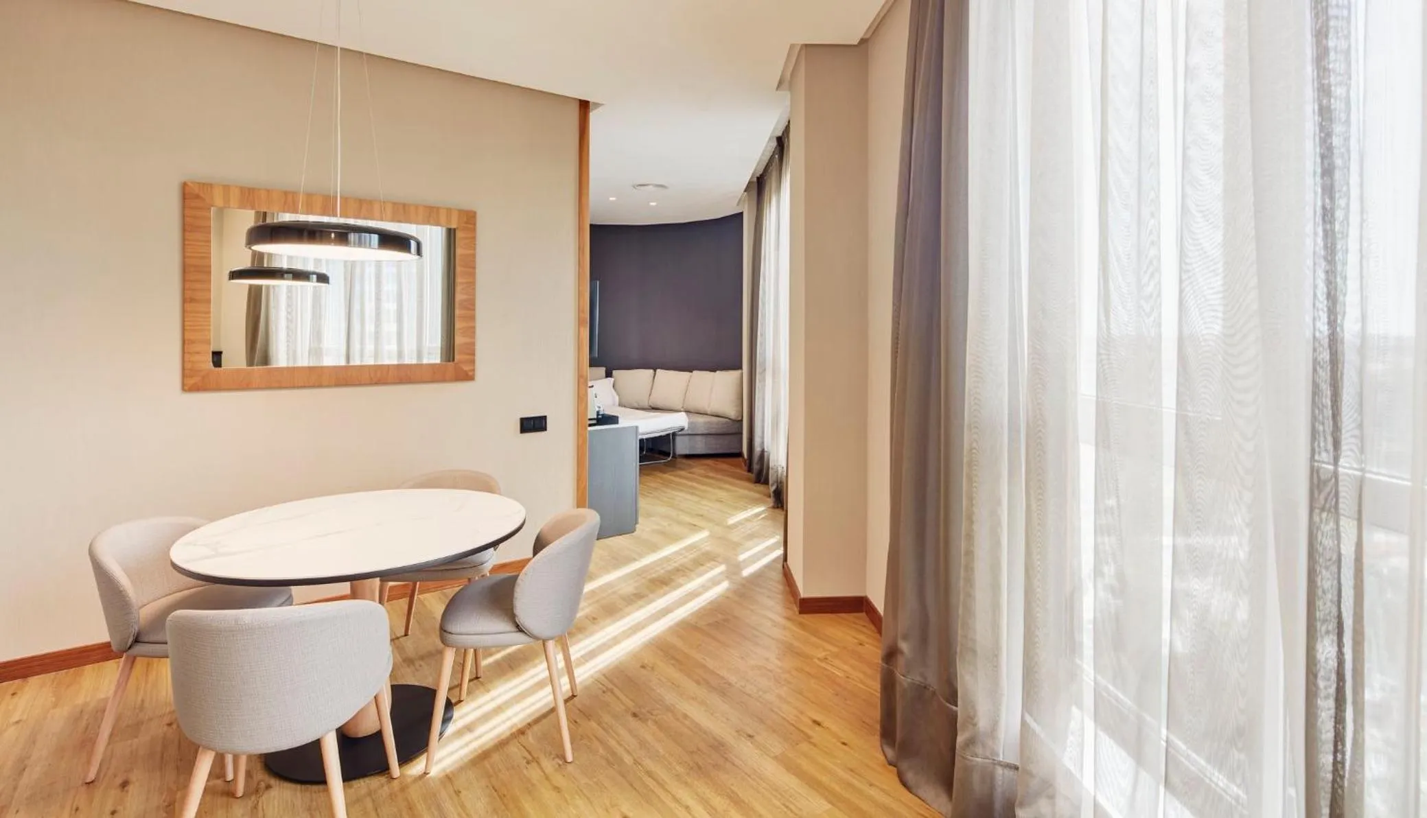 Photo of the whole room, Bed in Sercotel Sorolla Palace