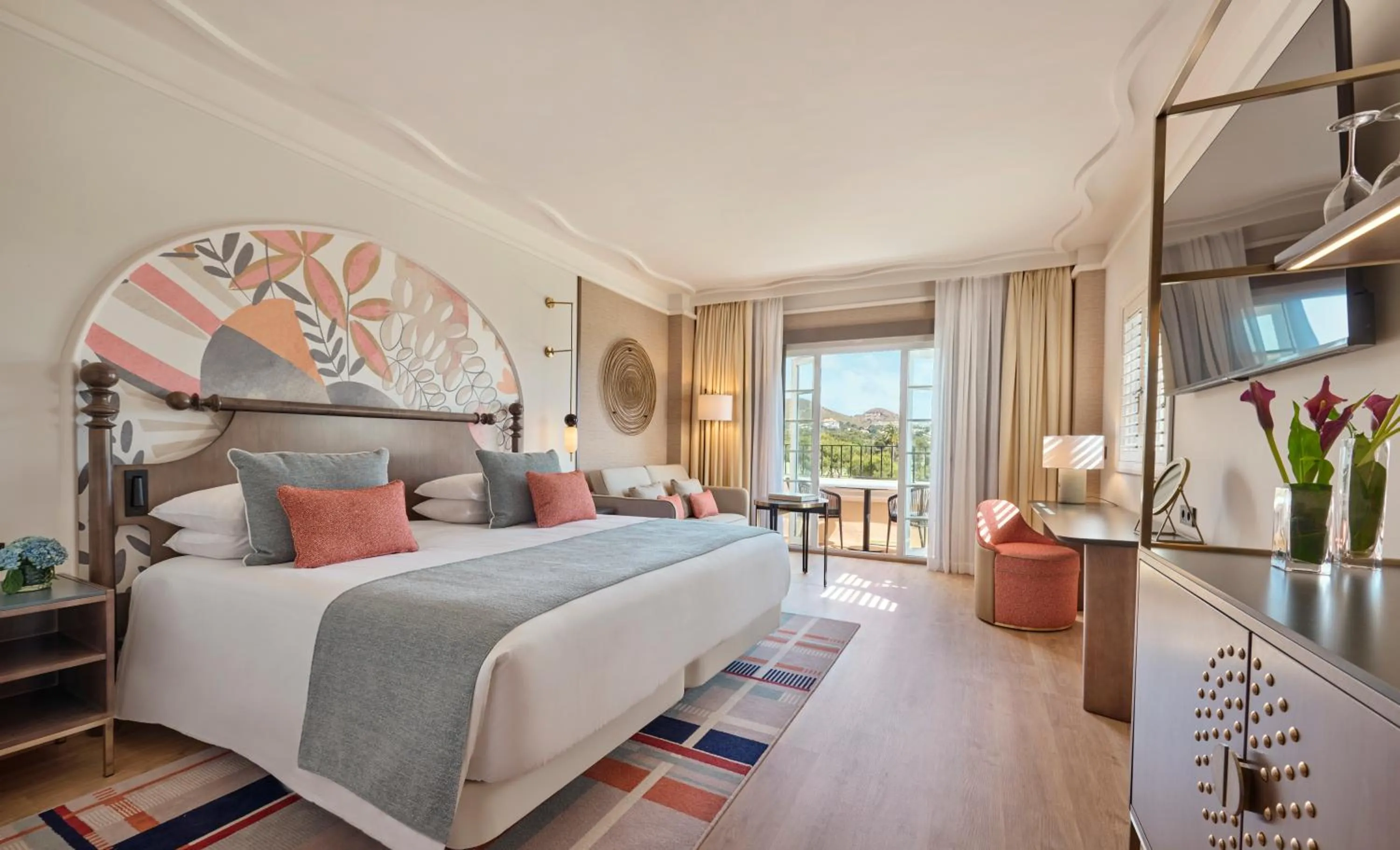 Balcony/Terrace, Bed in Grand Hyatt La Manga Club Golf & Spa