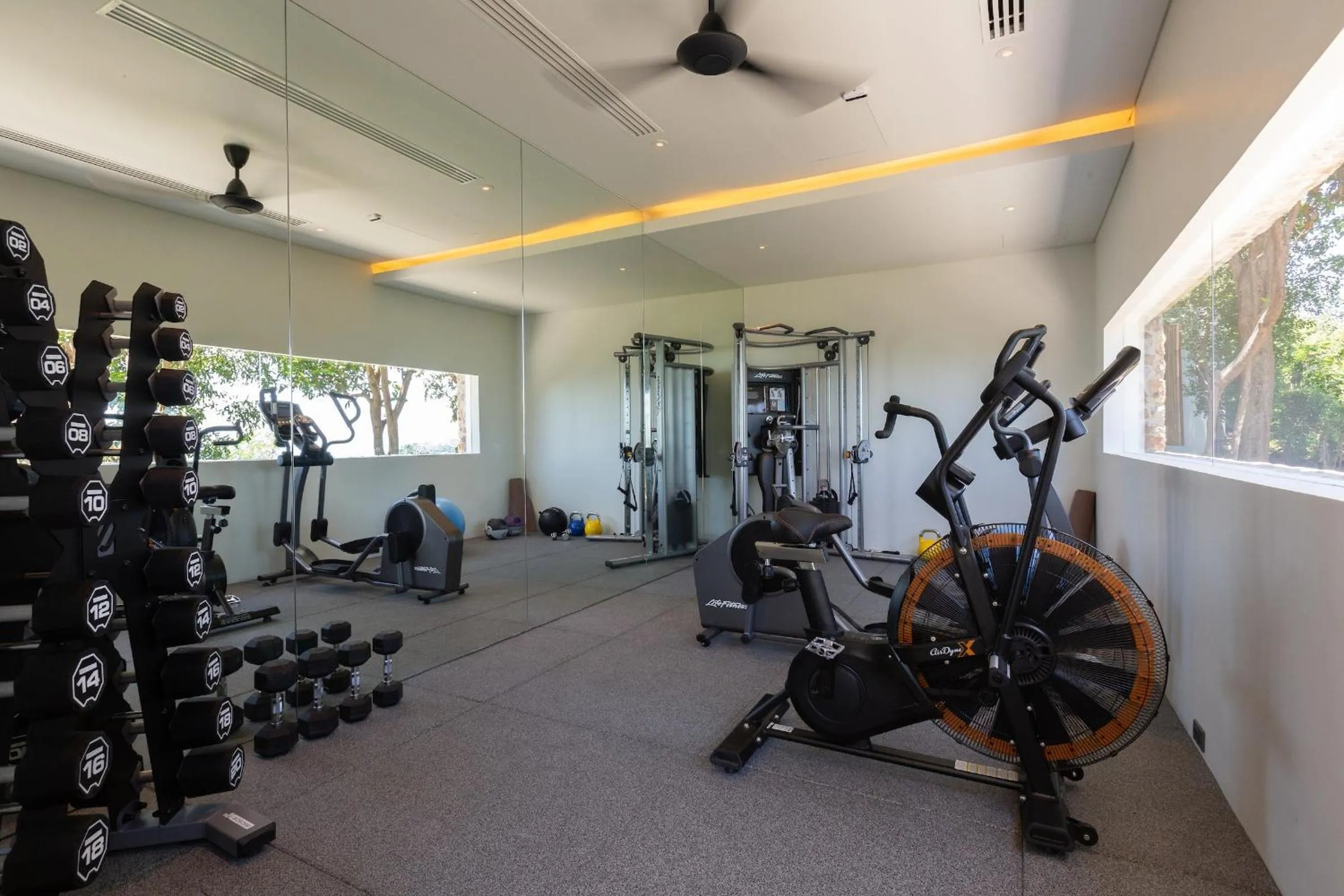 Fitness centre/facilities in Villa Celadon