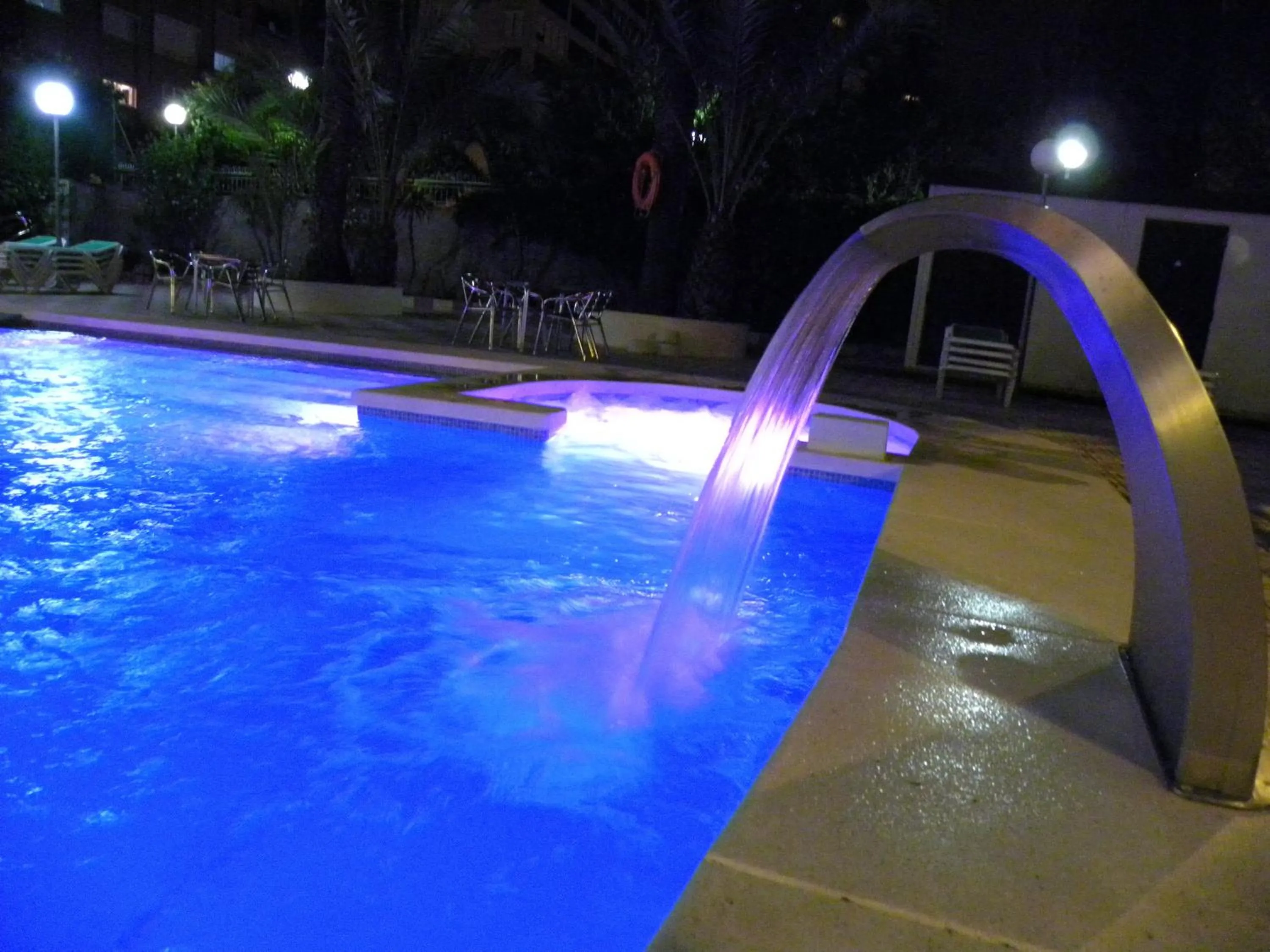 Swimming pool in Hotel Joya