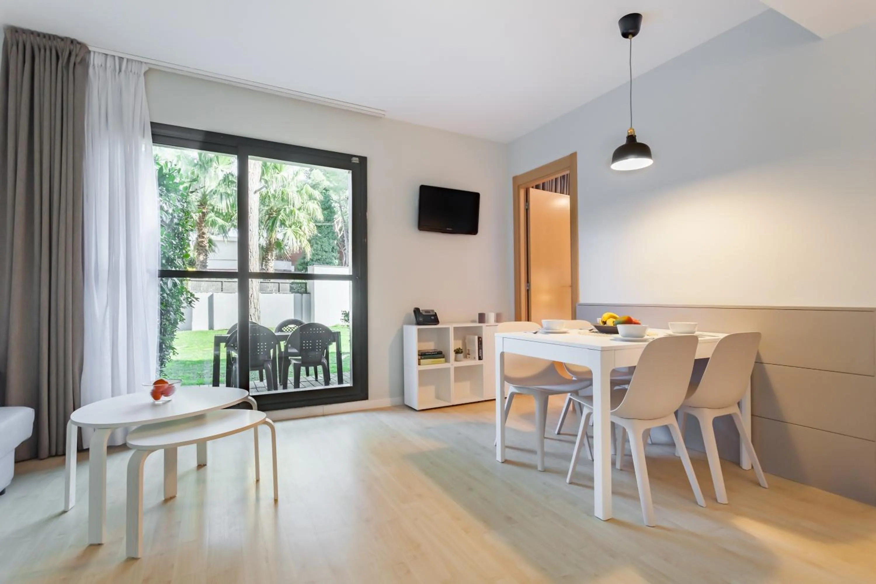 Dining area in Apartamentos Royal Marina Gardens