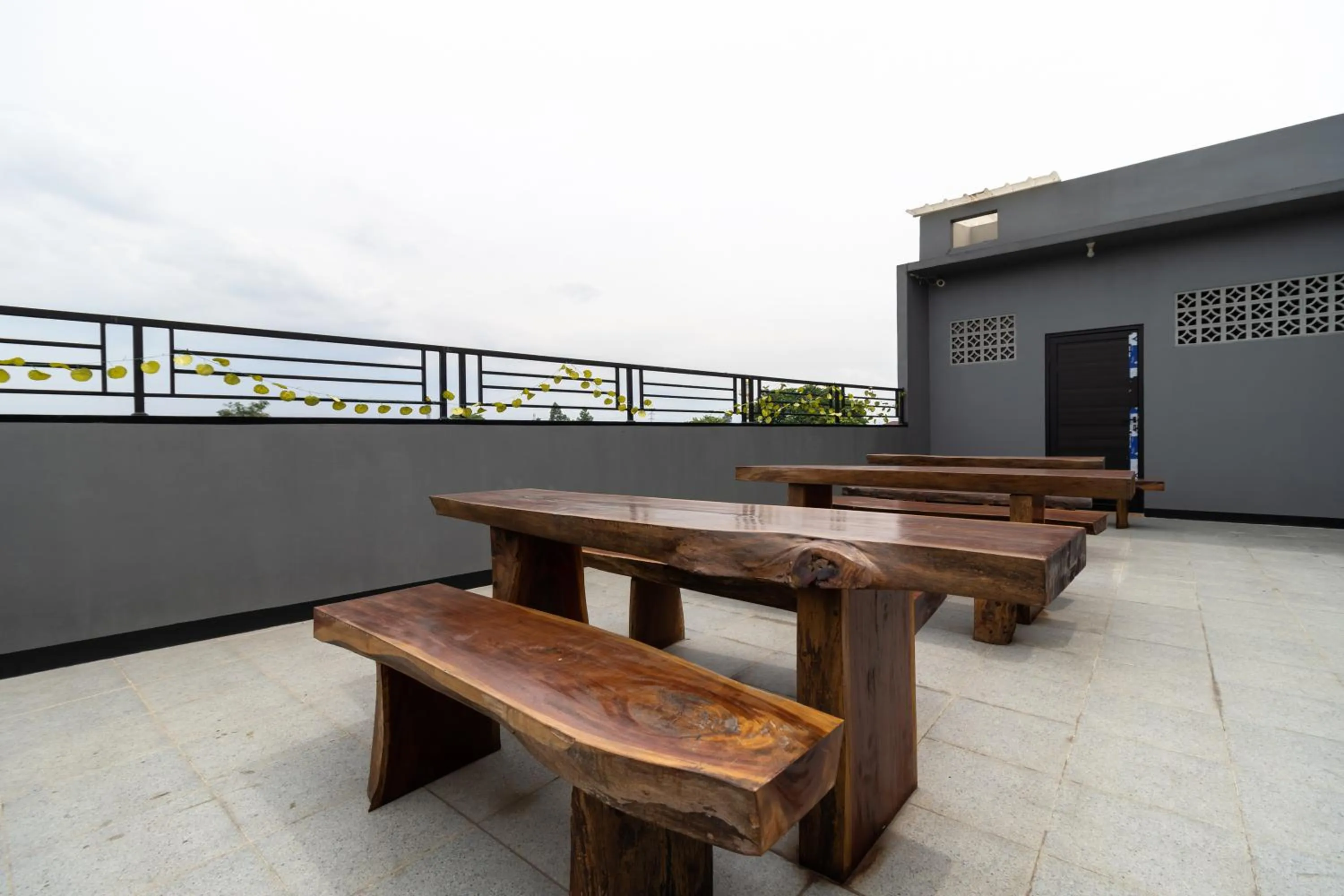 Balcony/Terrace in RedDoorz near RS Sari Asih Cipondoh
