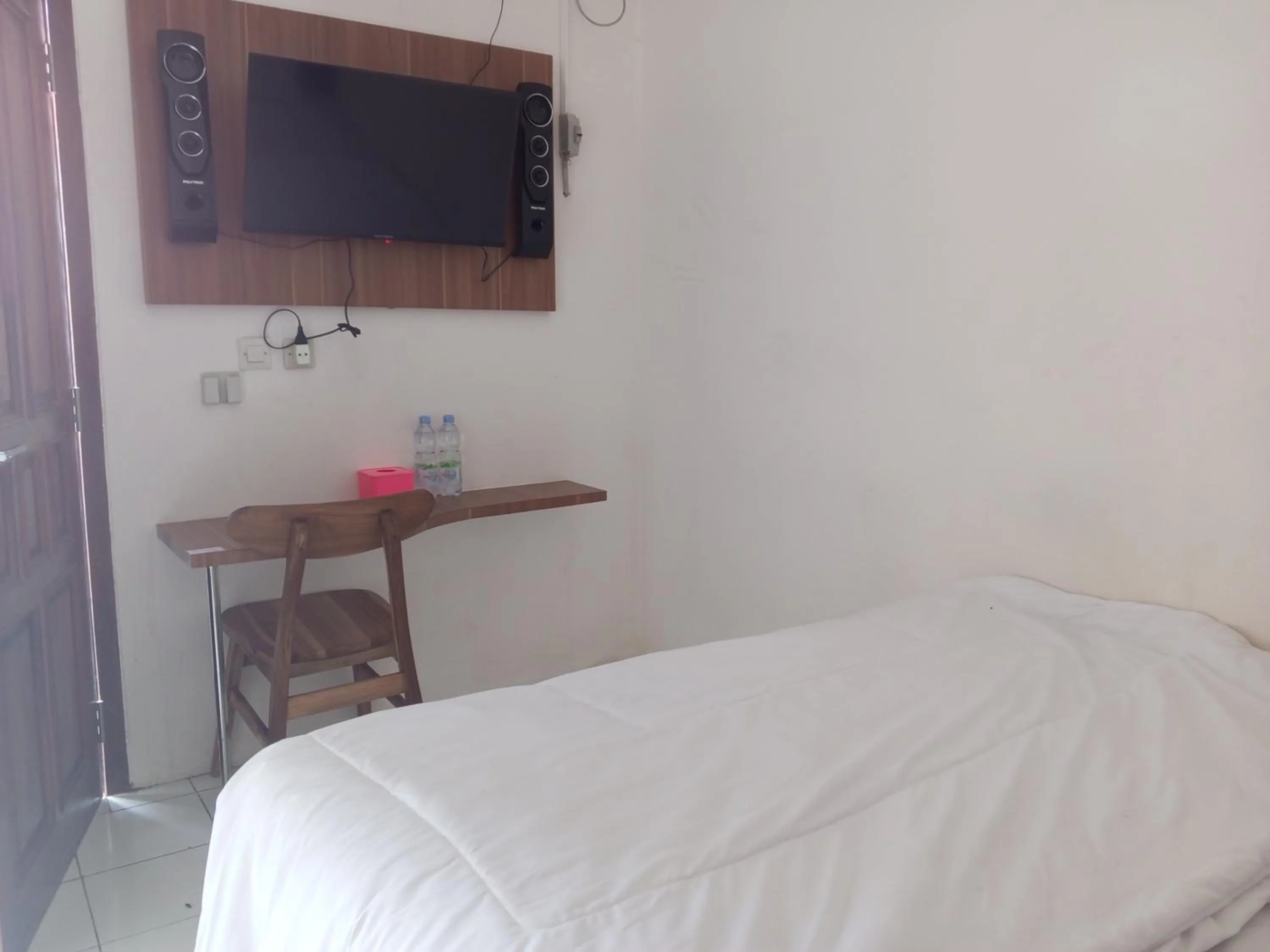 Bedroom, Bed in OYO Life 92543 Ratu Sakti Residence Syariah