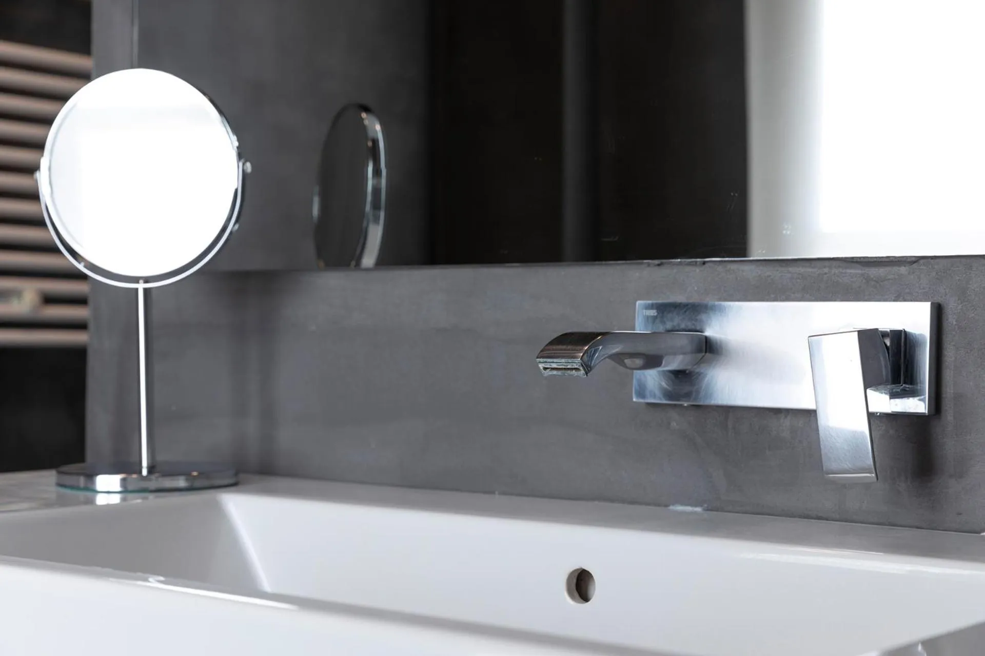 Bathroom in 1881 Hotel Balneario Vichy Catalan