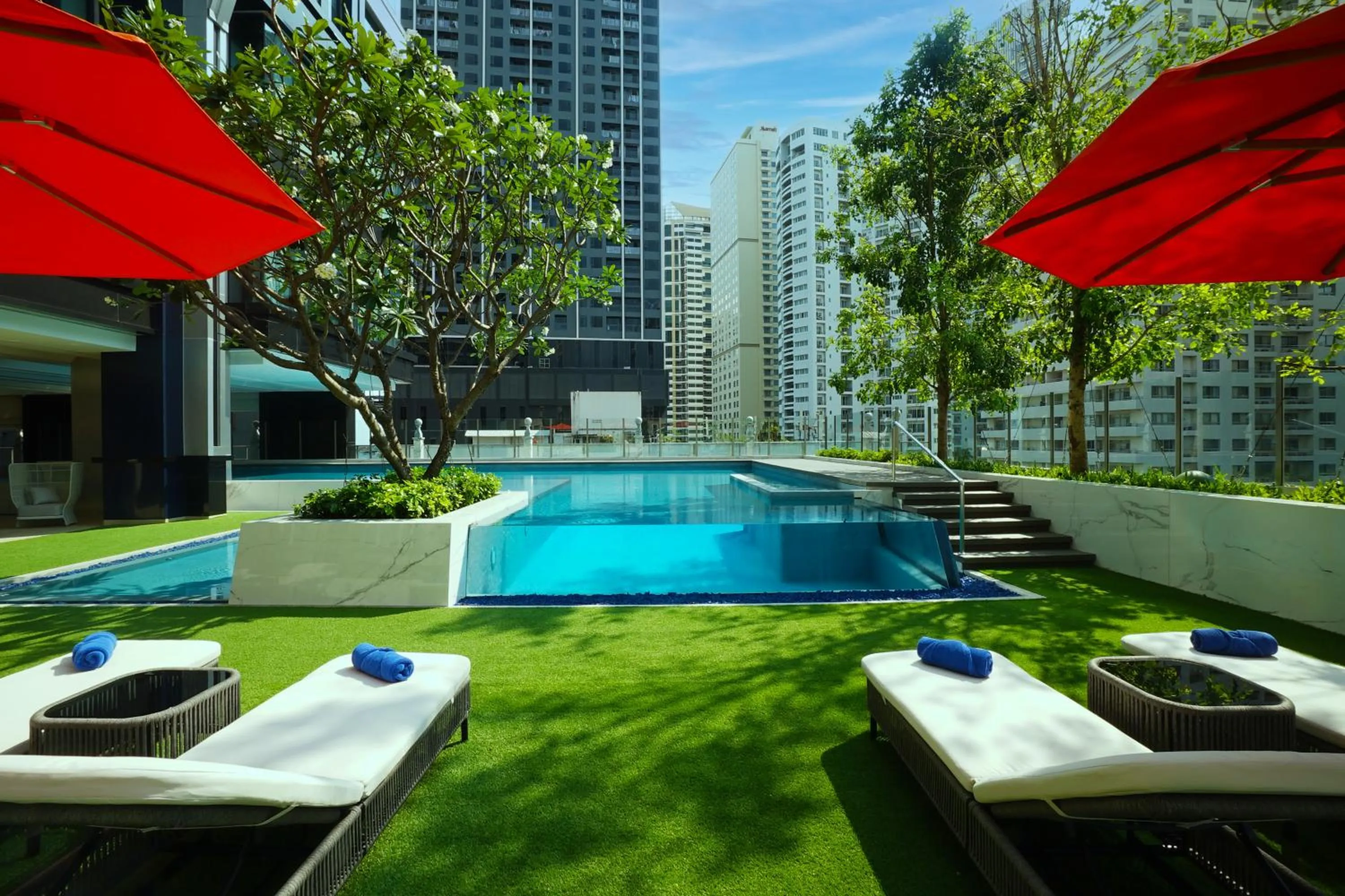 Pool view in SILQ Hotel & Residence