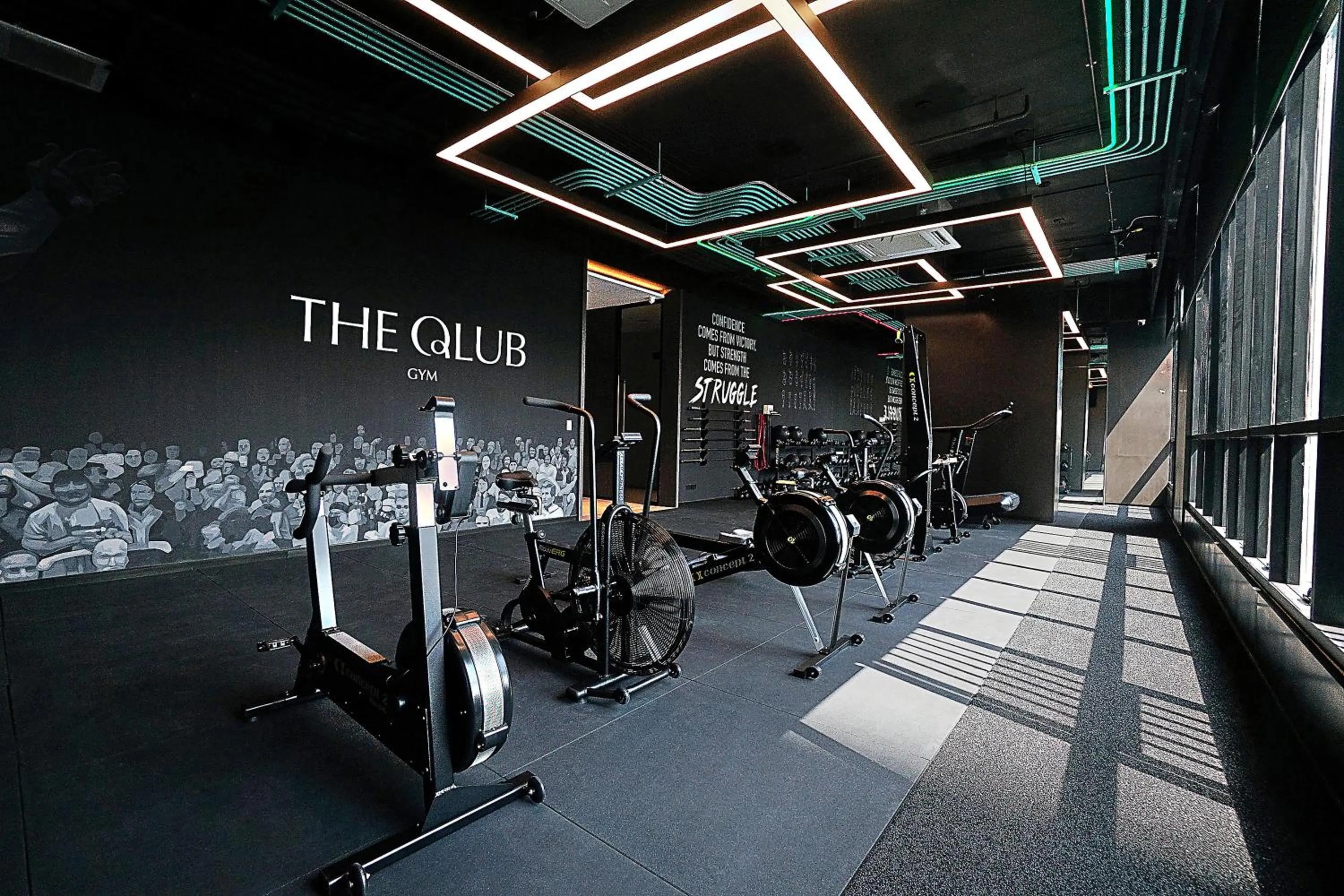 Fitness centre/facilities in SILQ Hotel & Residence