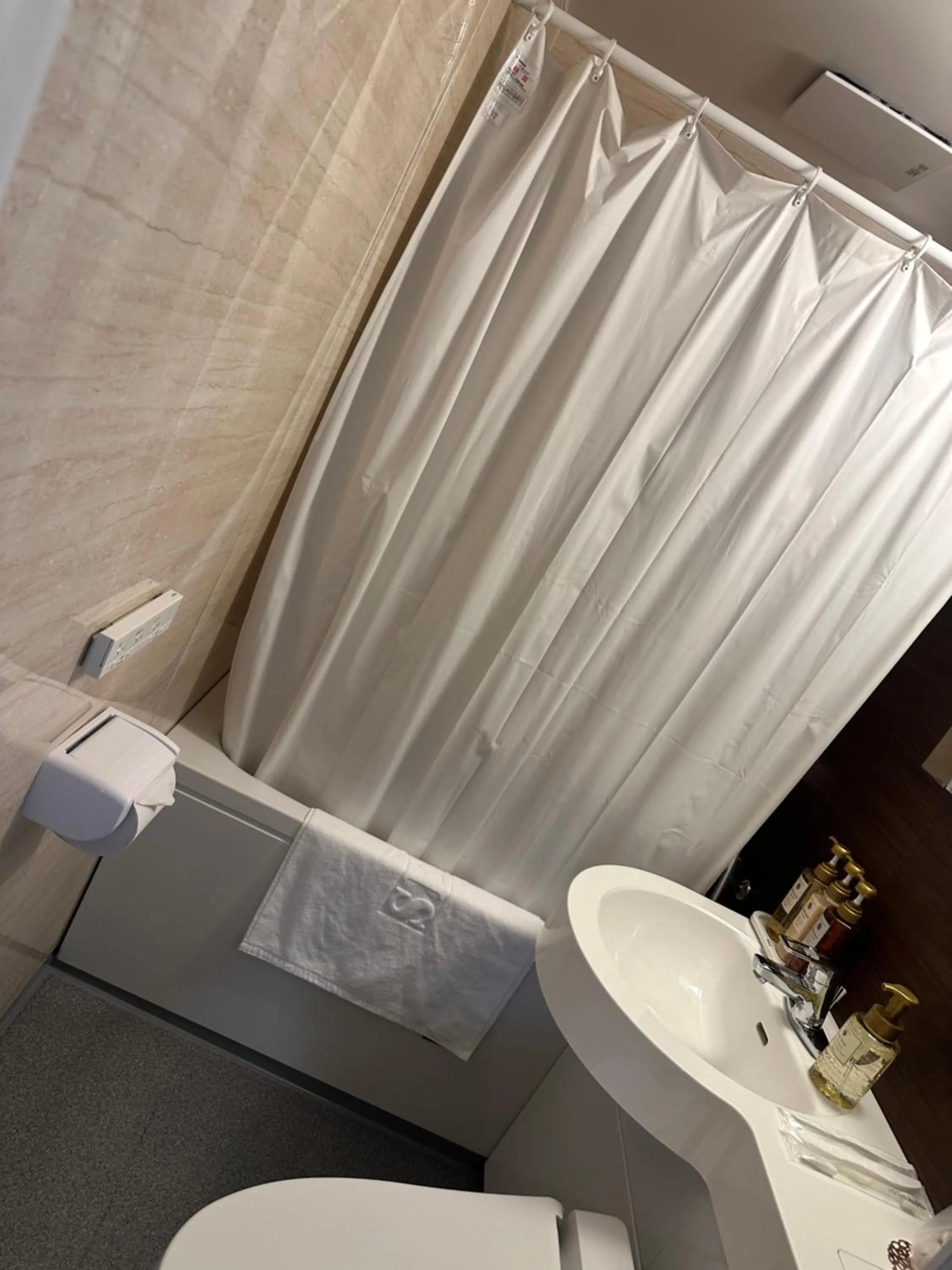 Bathroom in Sekia Wagaya Hotel