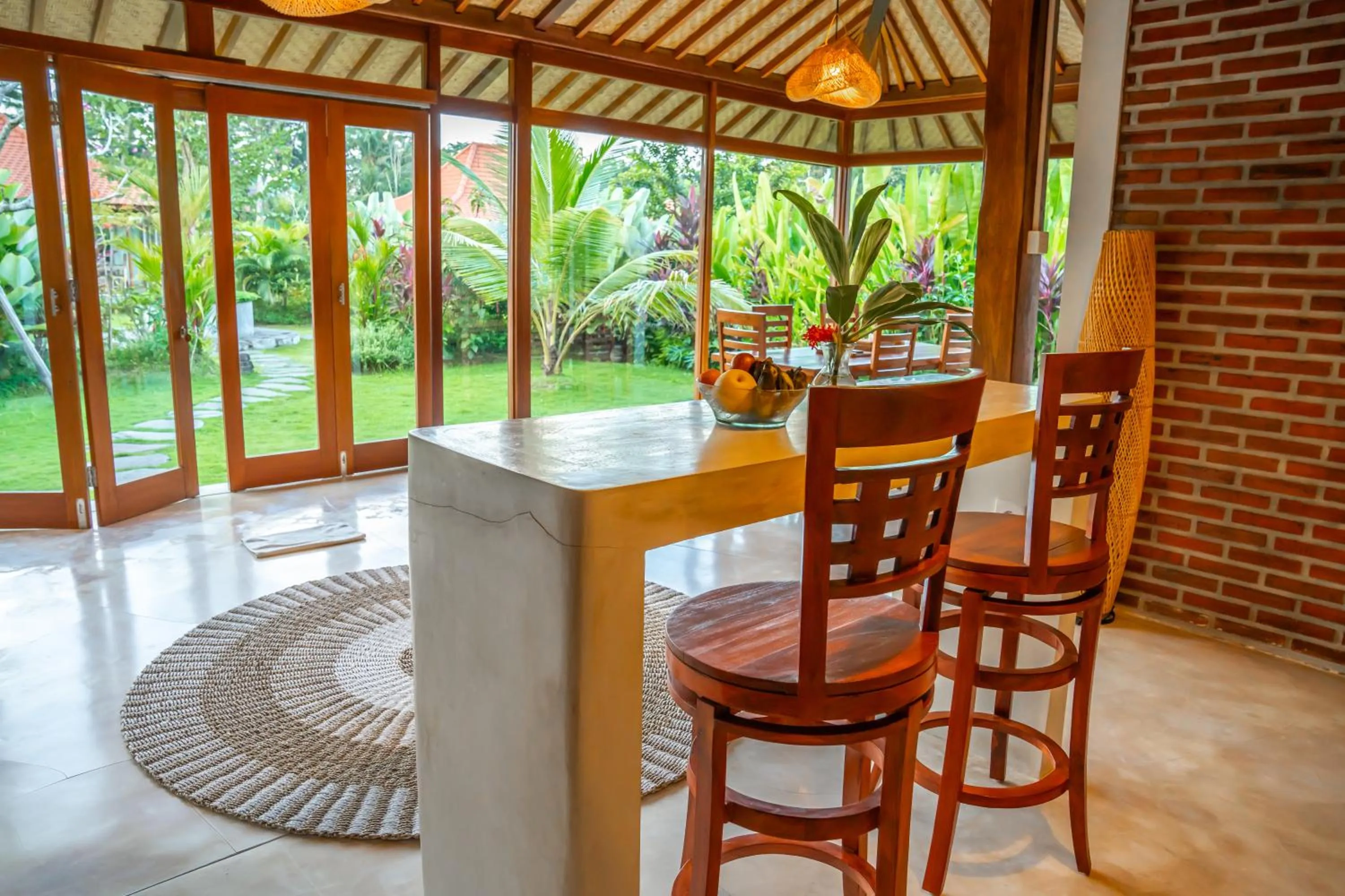 Seating area in Kampung Uma Dawa Villas and Spa
