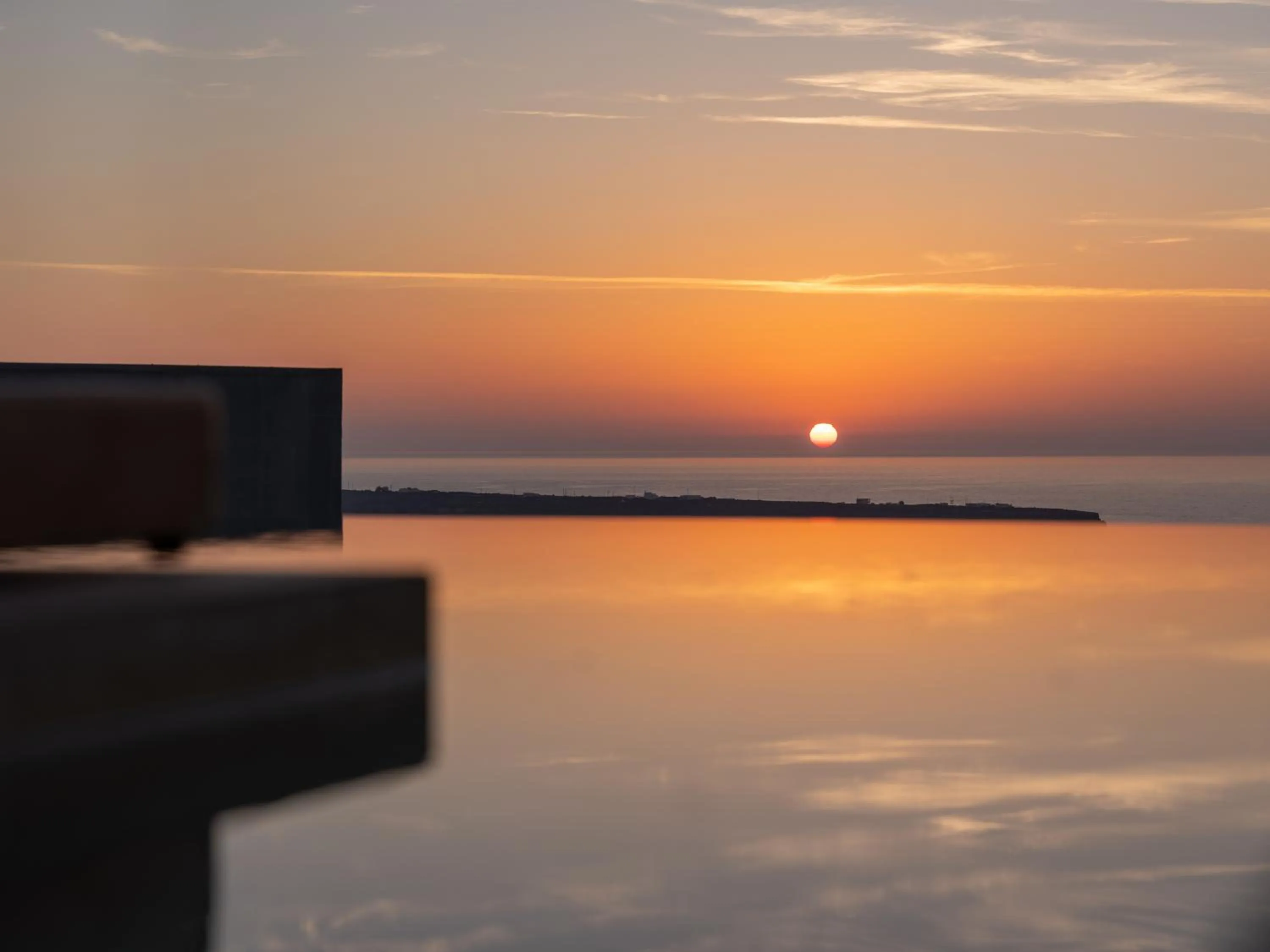 Swimming pool in Santo Mine Oia Suites