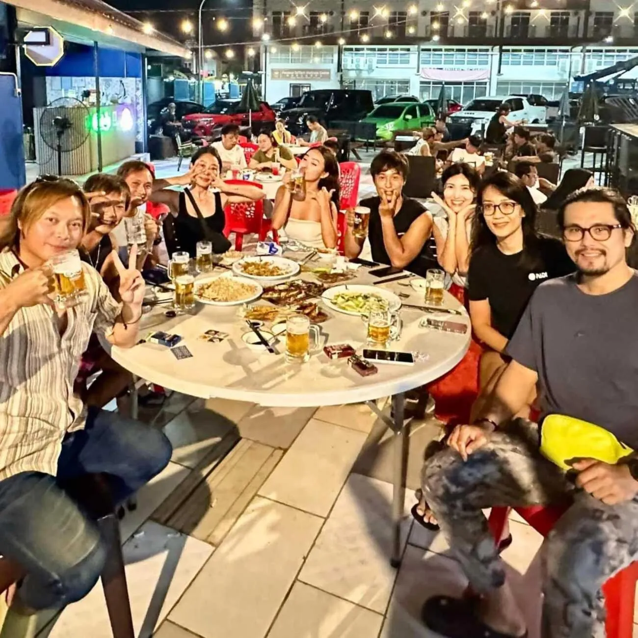 Guests in Boxinn The Kontena Home