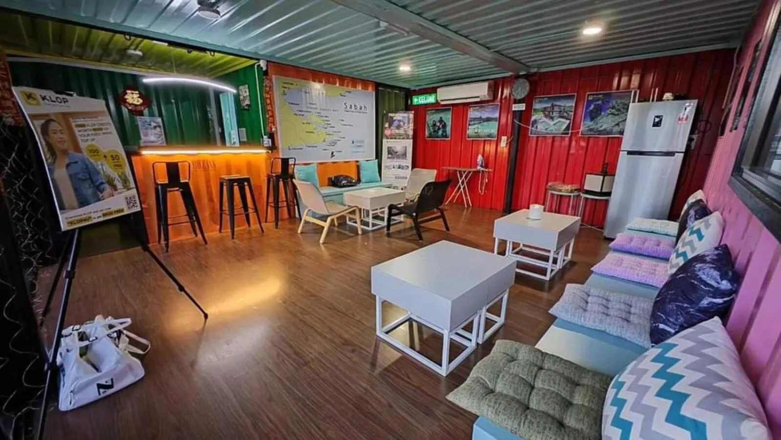 Lobby or reception in Boxinn The Kontena Home