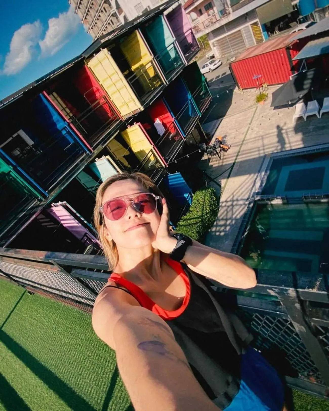 Guests in Boxinn The Kontena Home