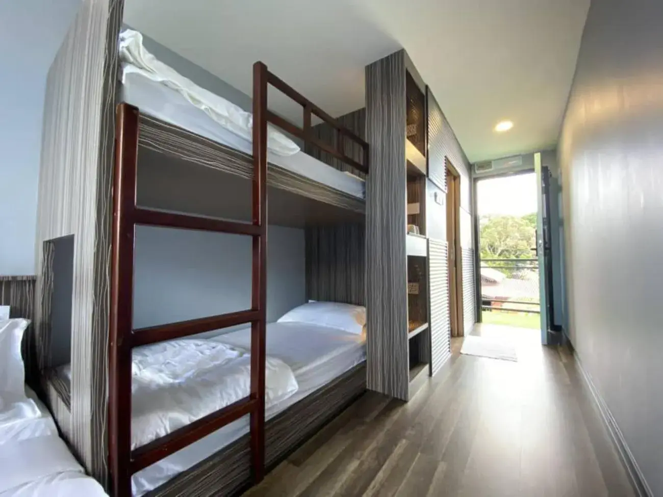 Quadruple Room in Boxinn The Kontena Home Quadruple Room in Boxinn The Kontena Home