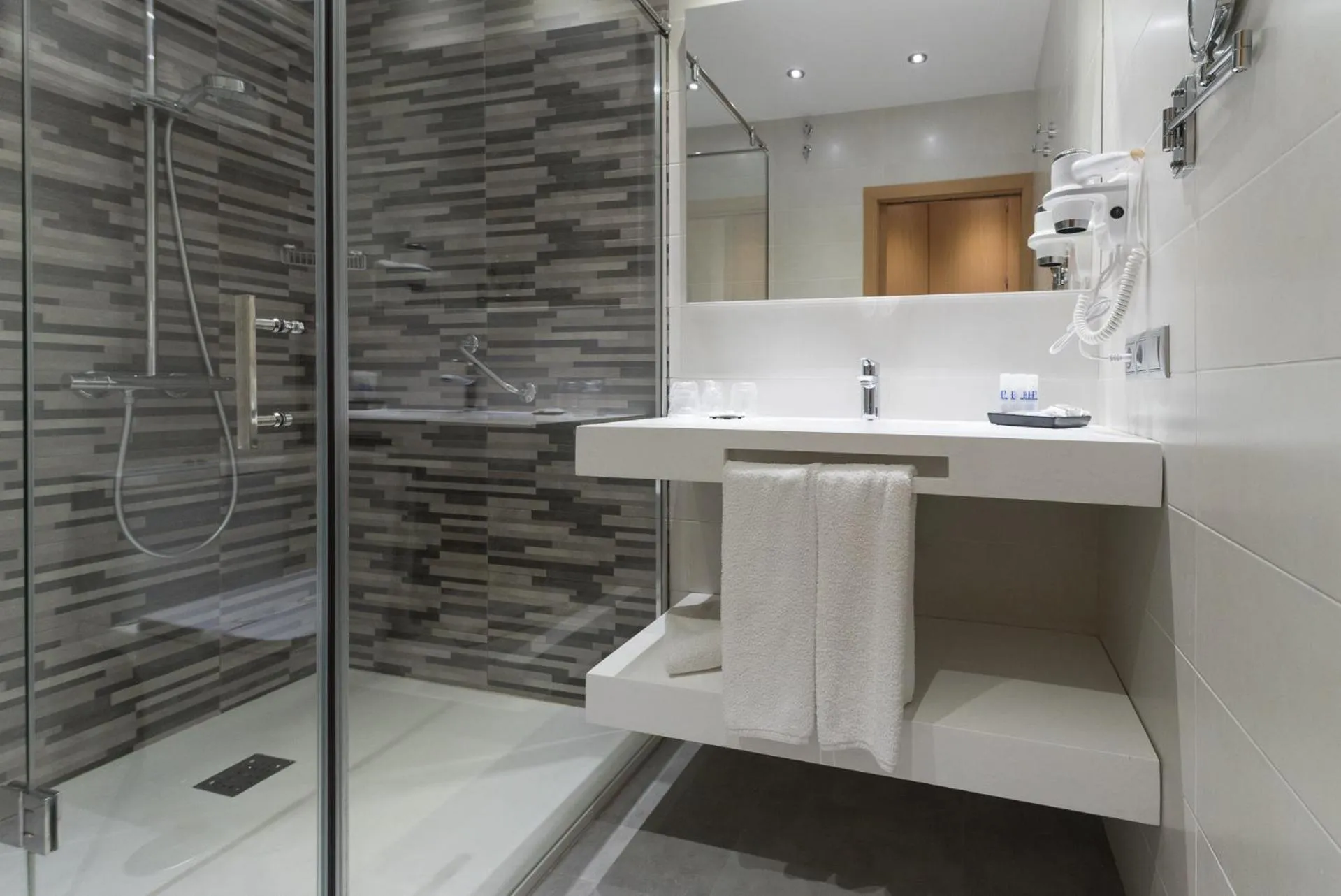 Shower in Hotel Pradillo Conil