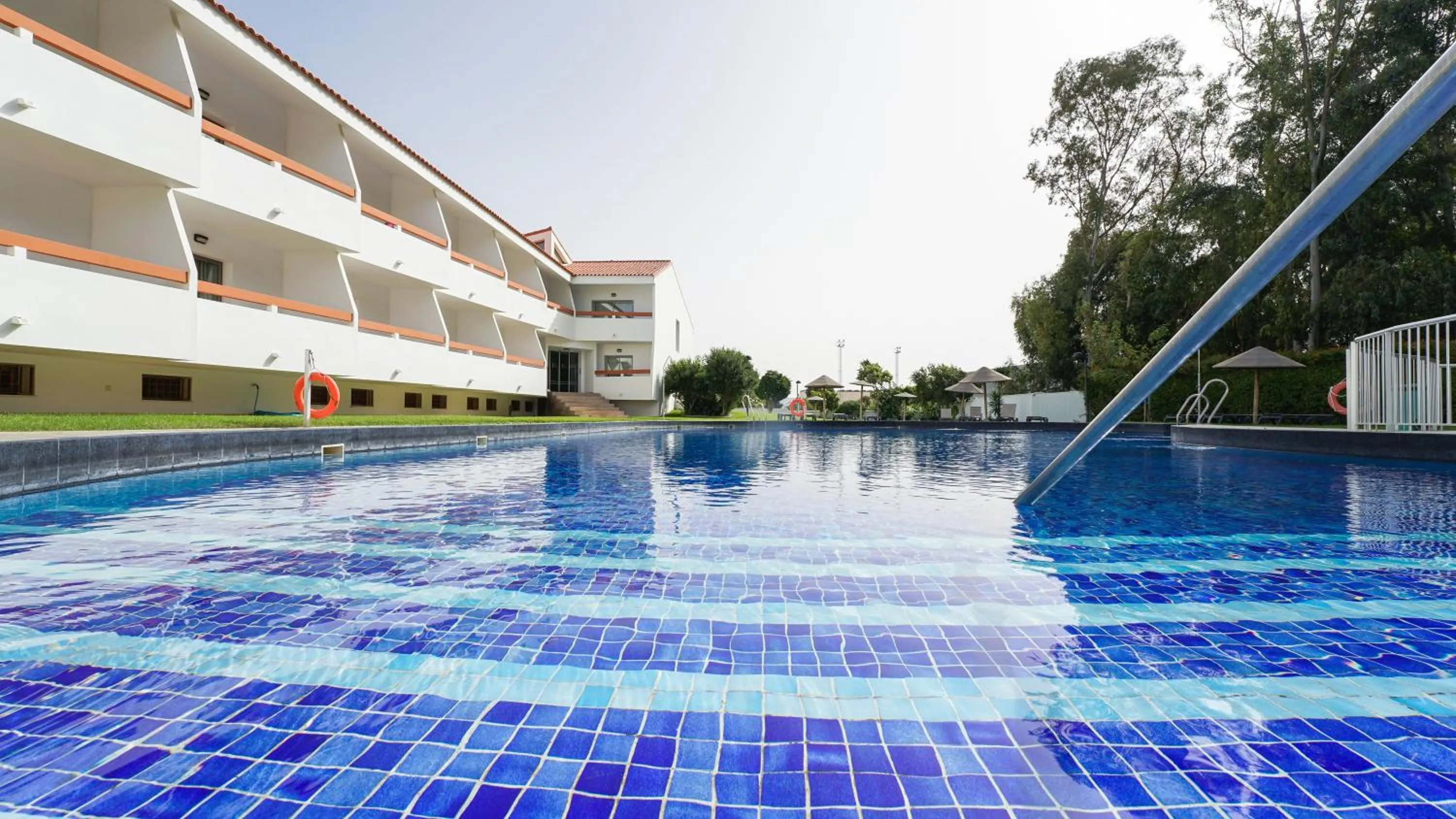 Swimming pool in Hotel Pradillo Conil