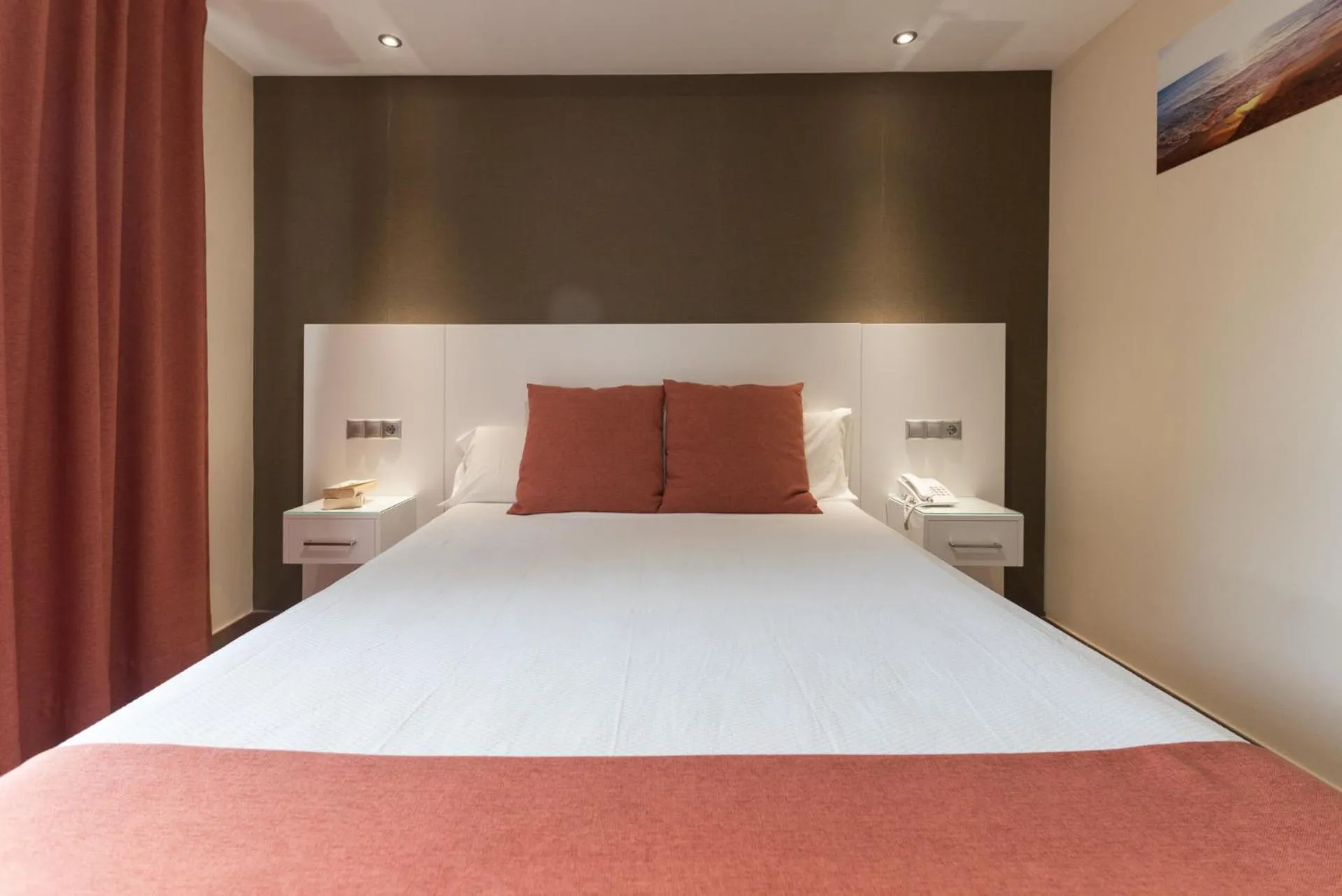 Bedroom, Bed in Hotel Pradillo Conil