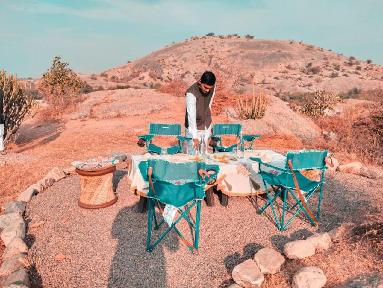 Dining area in Clarks Safari Jawai