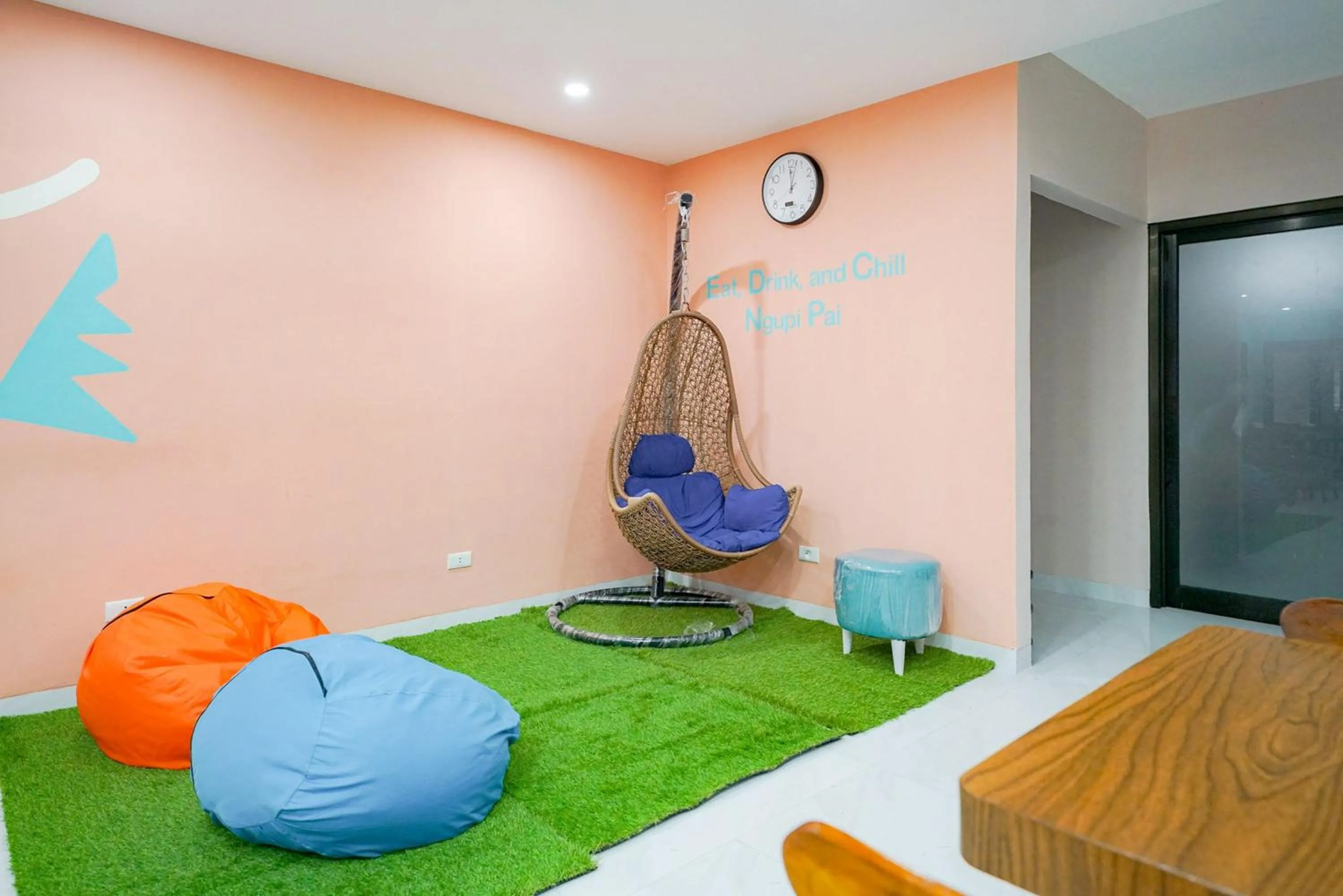 Seating area in Sans Bougenville Lampung