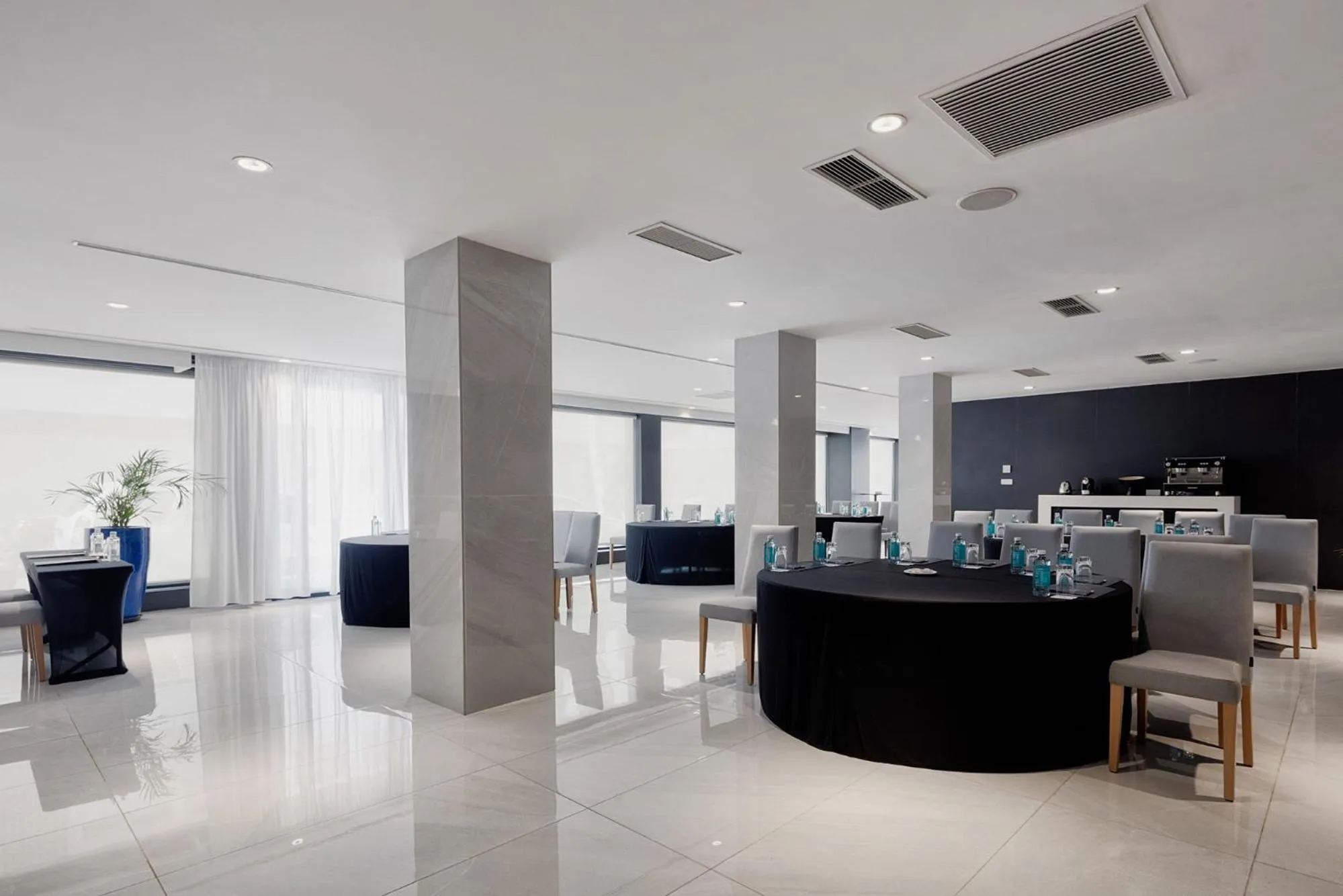 Meeting/conference room in Eurostars Puerto de Ibiza