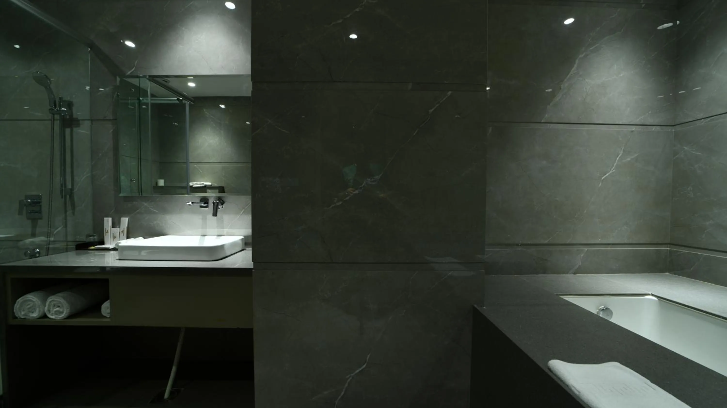 Bathroom in Pride Biznotel Haldwani